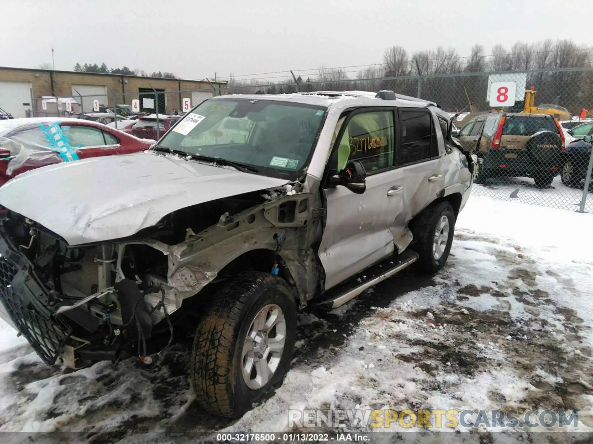 2 Photograph of a damaged car JTEBU5JR4L5837361 TOYOTA 4RUNNER 2020