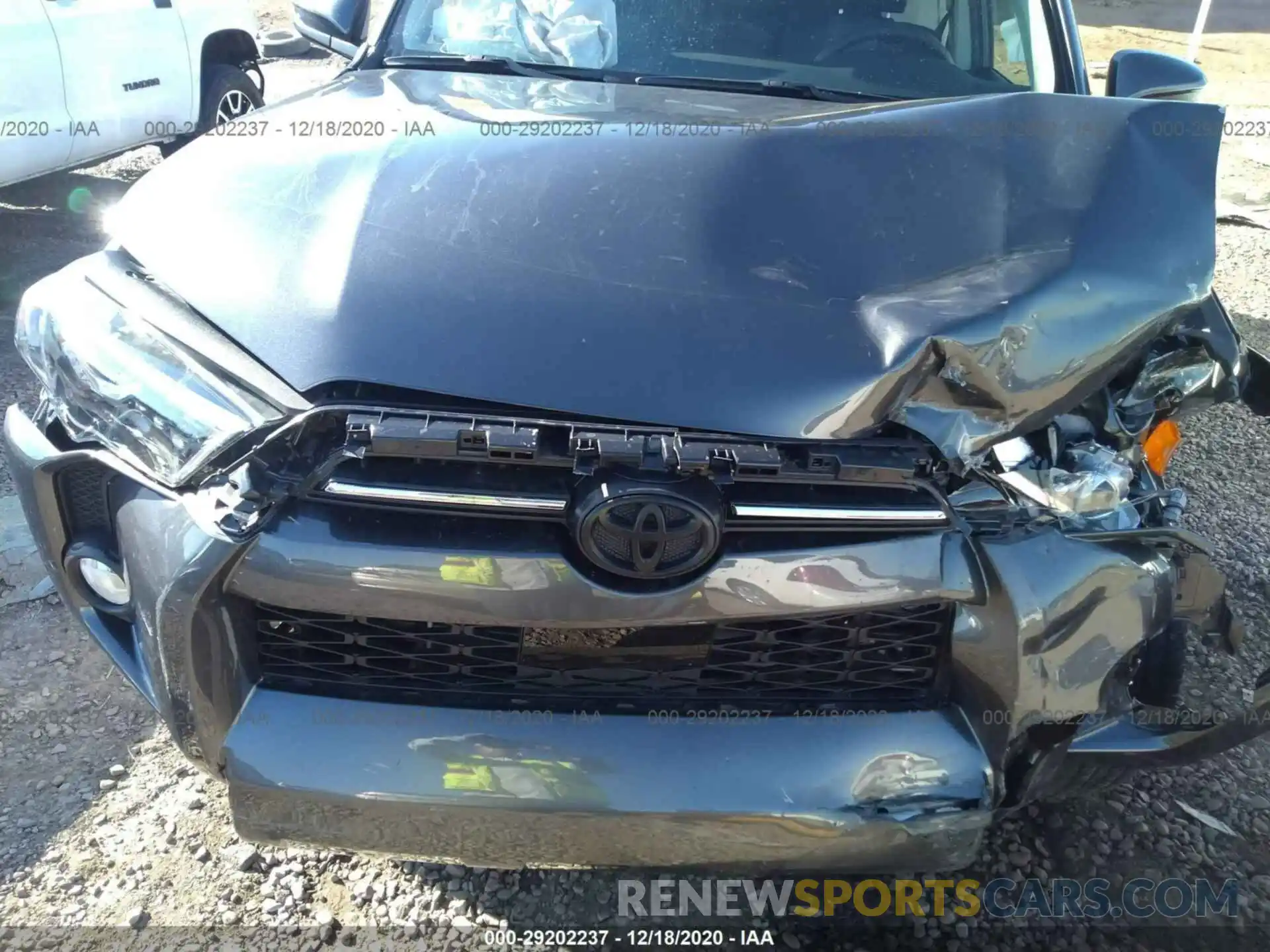 6 Photograph of a damaged car JTEBU5JR4L5837635 TOYOTA 4RUNNER 2020