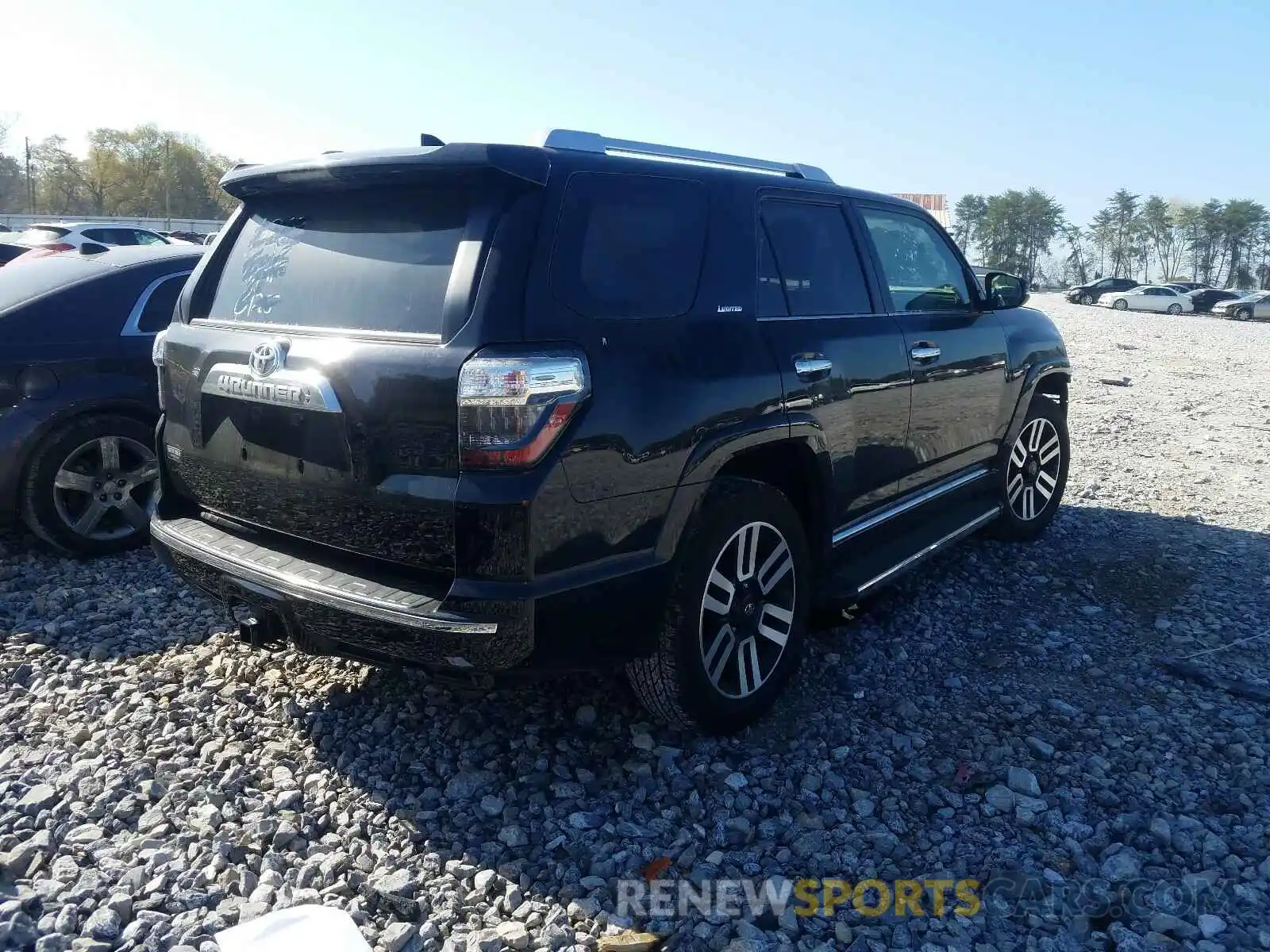 4 Photograph of a damaged car JTEBU5JR5L5739990 TOYOTA 4RUNNER 2020