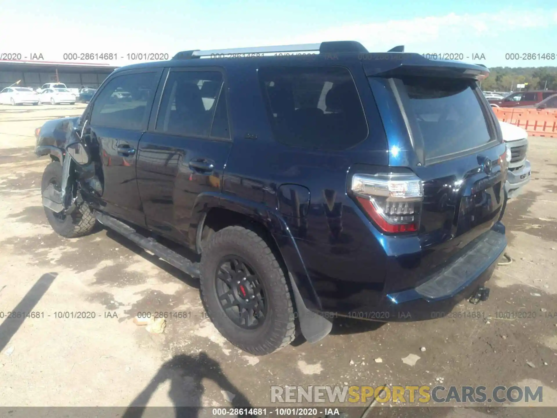 3 Photograph of a damaged car JTEBU5JR5L5744543 TOYOTA 4RUNNER 2020