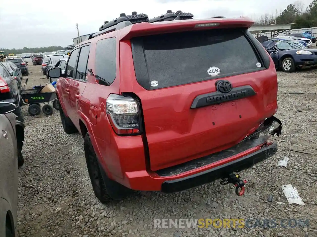 3 Photograph of a damaged car JTEBU5JR5L5753971 TOYOTA 4RUNNER 2020