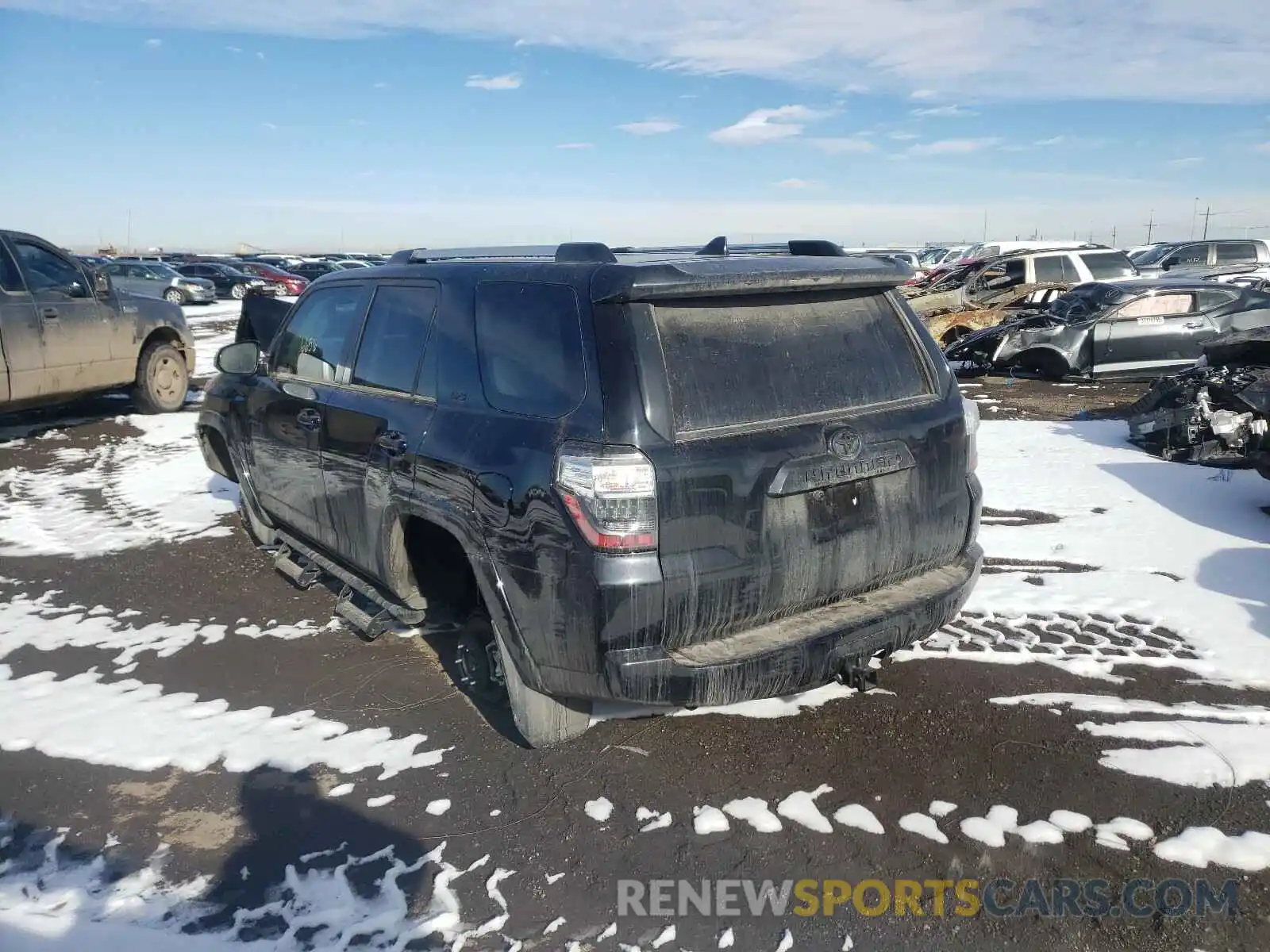 3 Photograph of a damaged car JTEBU5JR5L5757616 TOYOTA 4RUNNER 2020