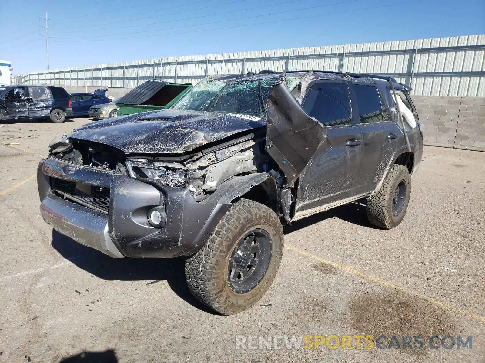 2 Photograph of a damaged car JTEBU5JR5L5757910 TOYOTA 4RUNNER 2020