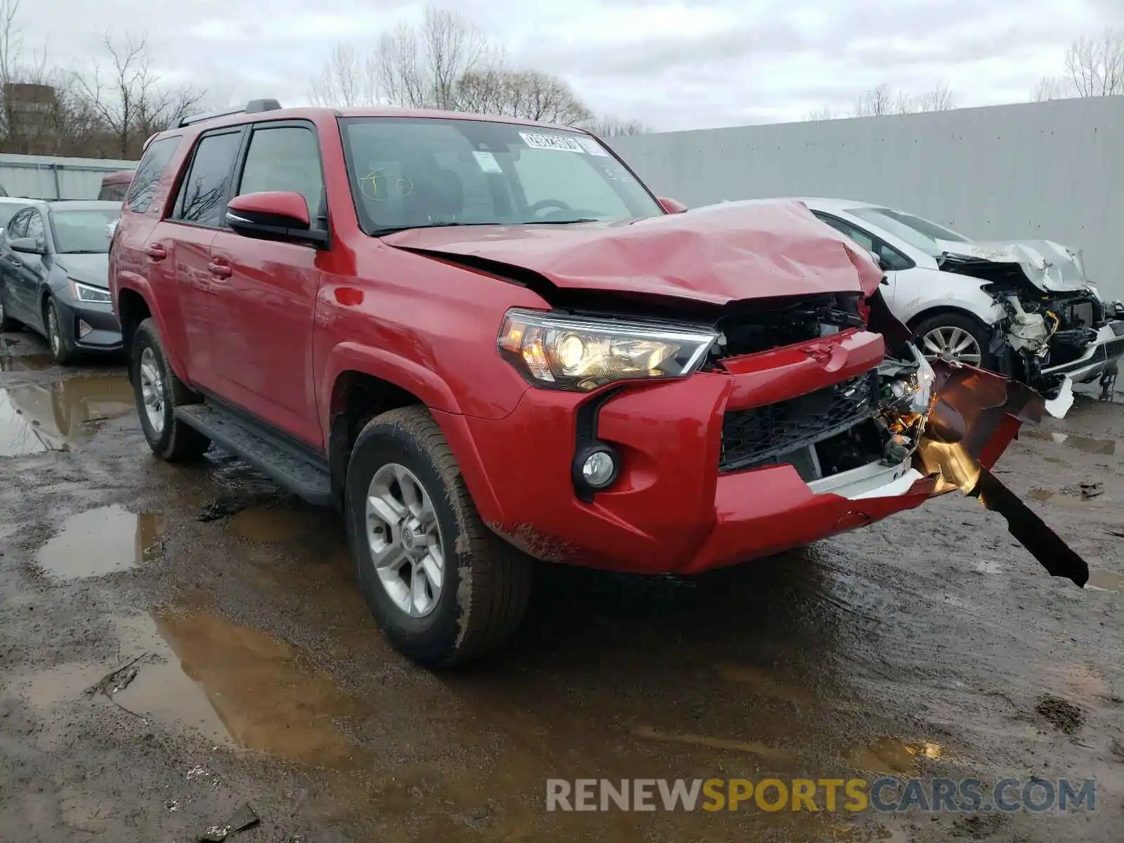 1 Photograph of a damaged car JTEBU5JR5L5758250 TOYOTA 4RUNNER 2020