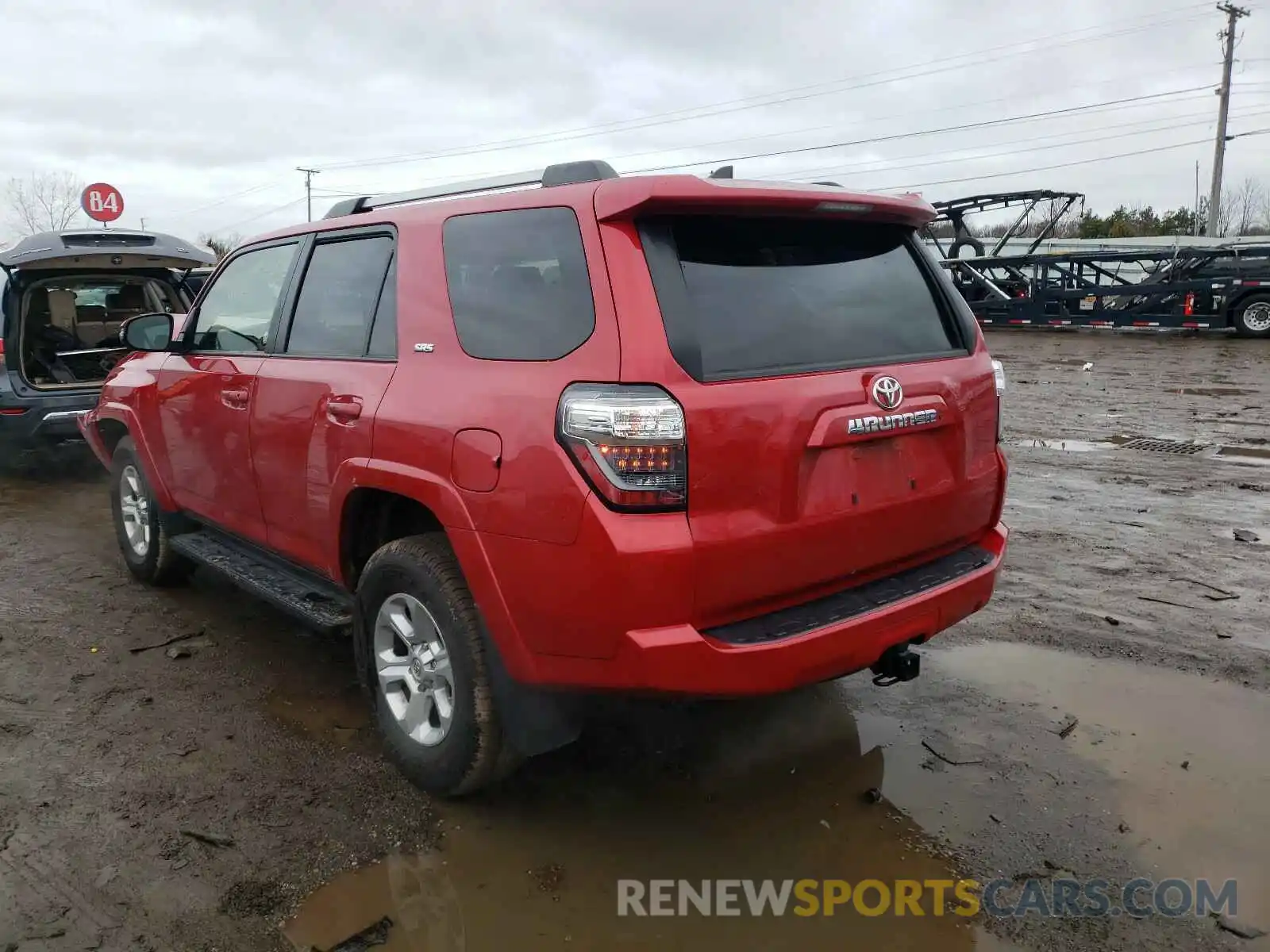 3 Photograph of a damaged car JTEBU5JR5L5758250 TOYOTA 4RUNNER 2020