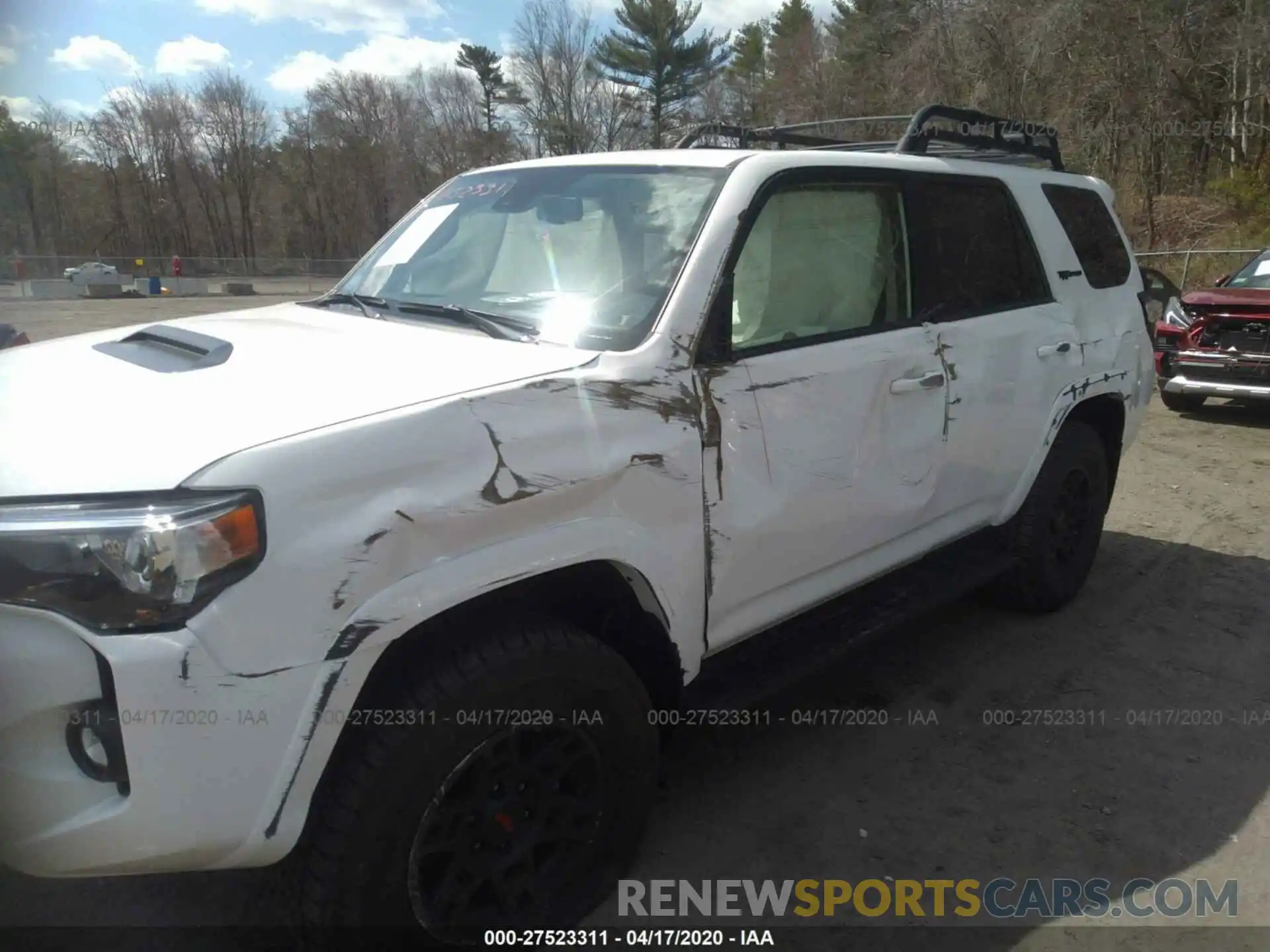 6 Photograph of a damaged car JTEBU5JR5L5760581 TOYOTA 4RUNNER 2020