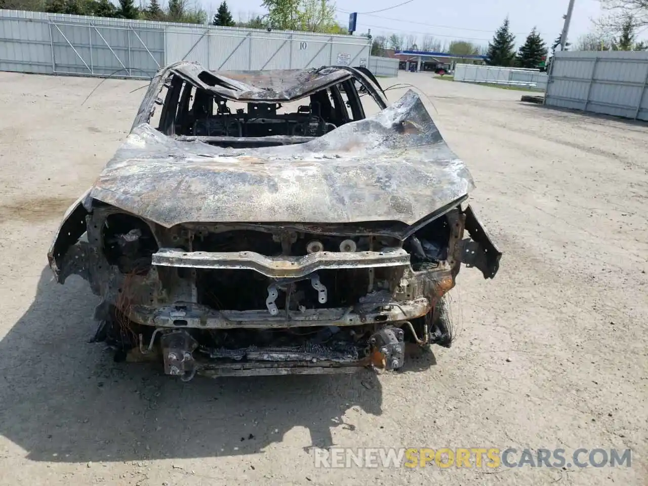 7 Photograph of a damaged car JTEBU5JR5L5767885 TOYOTA 4RUNNER 2020