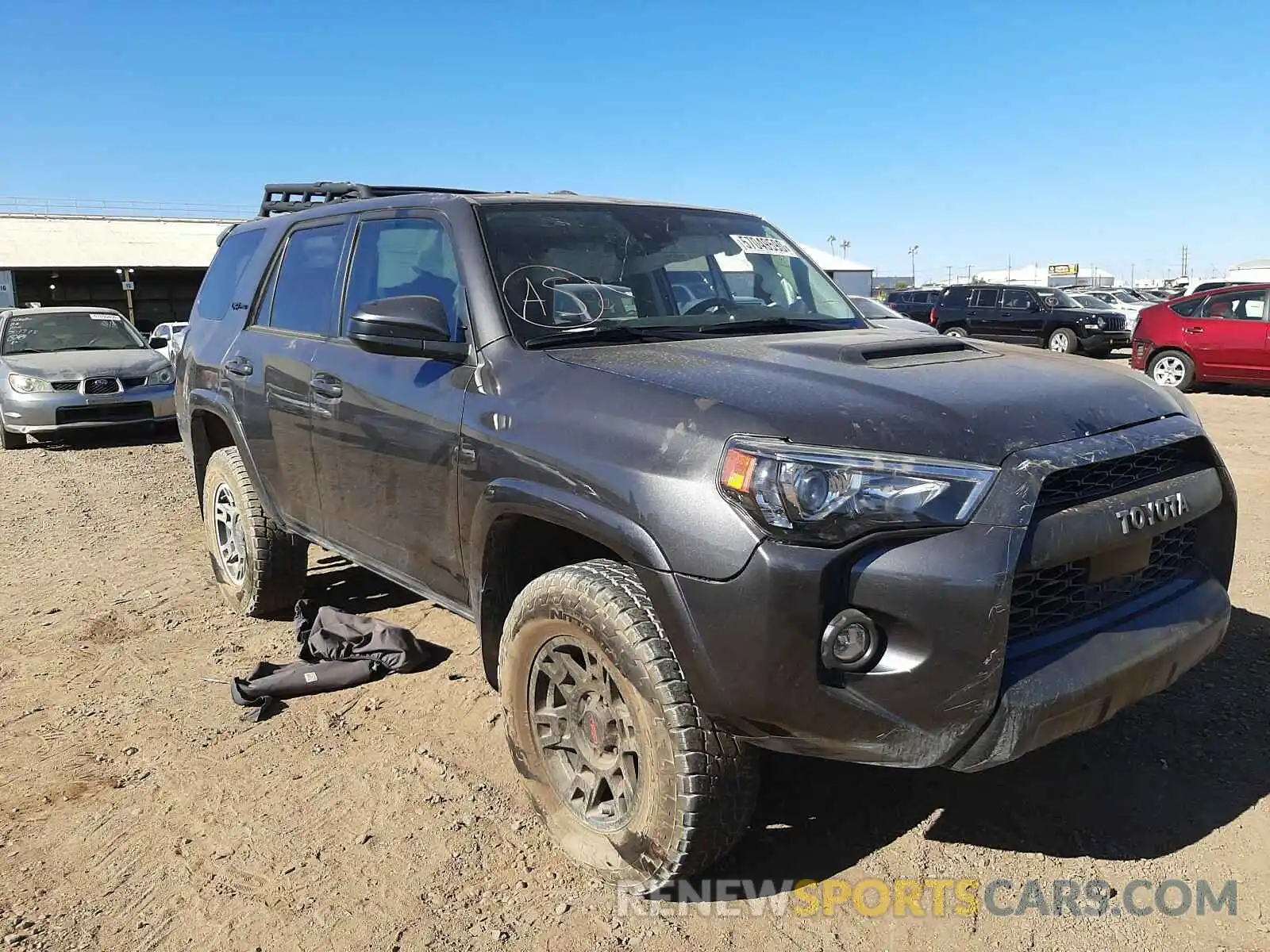 1 Photograph of a damaged car JTEBU5JR5L5776361 TOYOTA 4RUNNER 2020