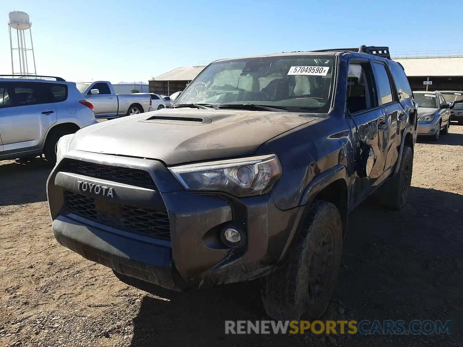 2 Photograph of a damaged car JTEBU5JR5L5776361 TOYOTA 4RUNNER 2020