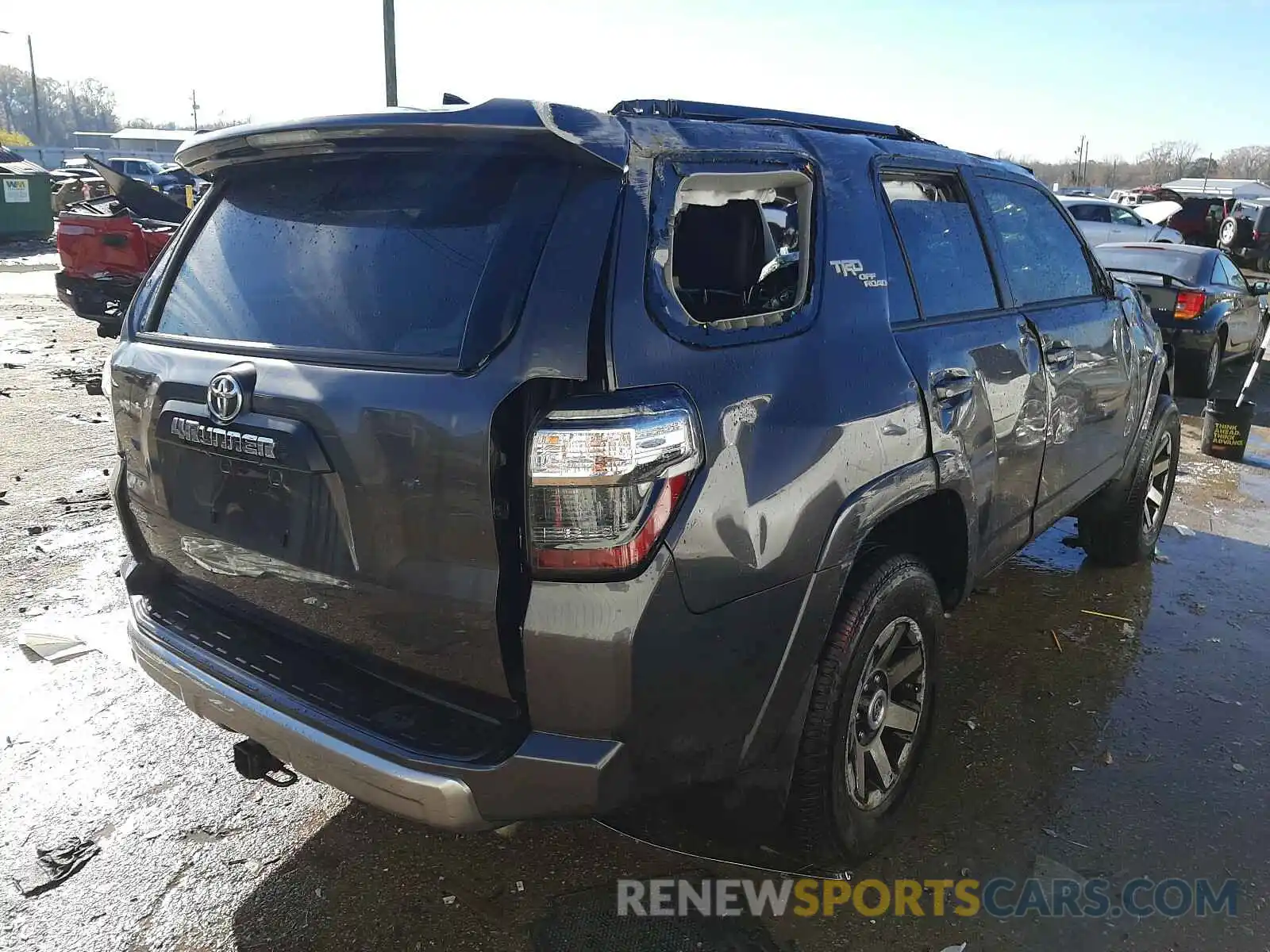 4 Photograph of a damaged car JTEBU5JR5L5781088 TOYOTA 4RUNNER 2020