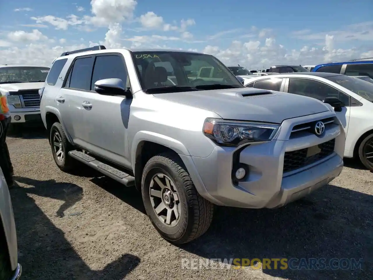 1 Photograph of a damaged car JTEBU5JR5L5782418 TOYOTA 4RUNNER 2020