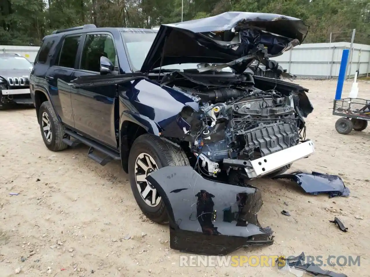 1 Photograph of a damaged car JTEBU5JR5L5784055 TOYOTA 4RUNNER 2020