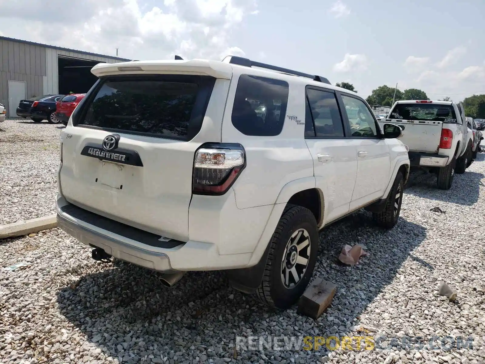 4 Фотография поврежденного автомобиля JTEBU5JR5L5784282 TOYOTA 4RUNNER 2020