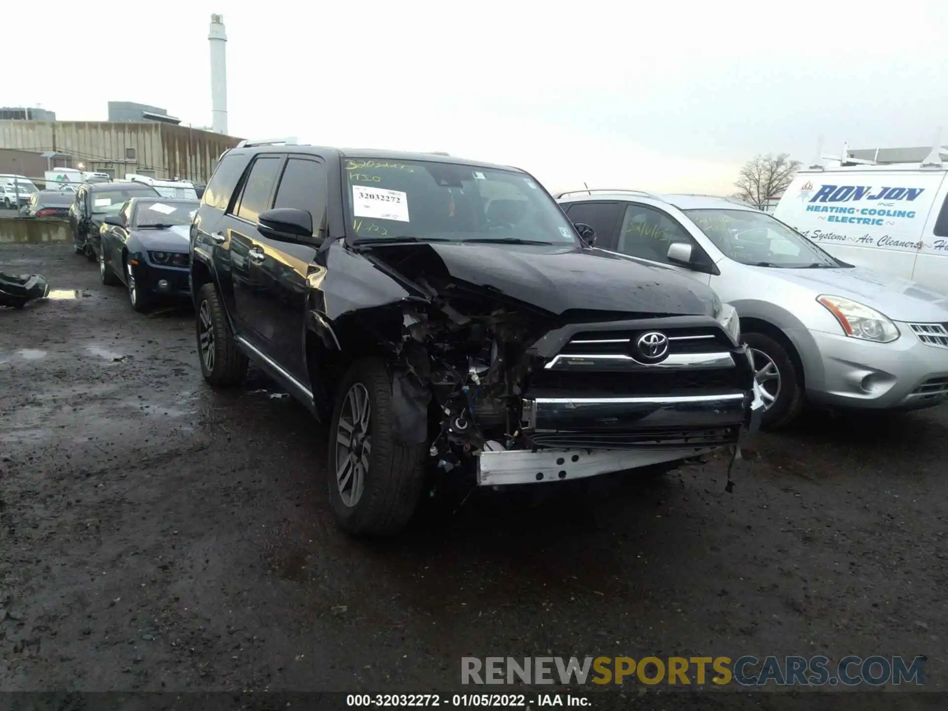 6 Photograph of a damaged car JTEBU5JR5L5784802 TOYOTA 4RUNNER 2020