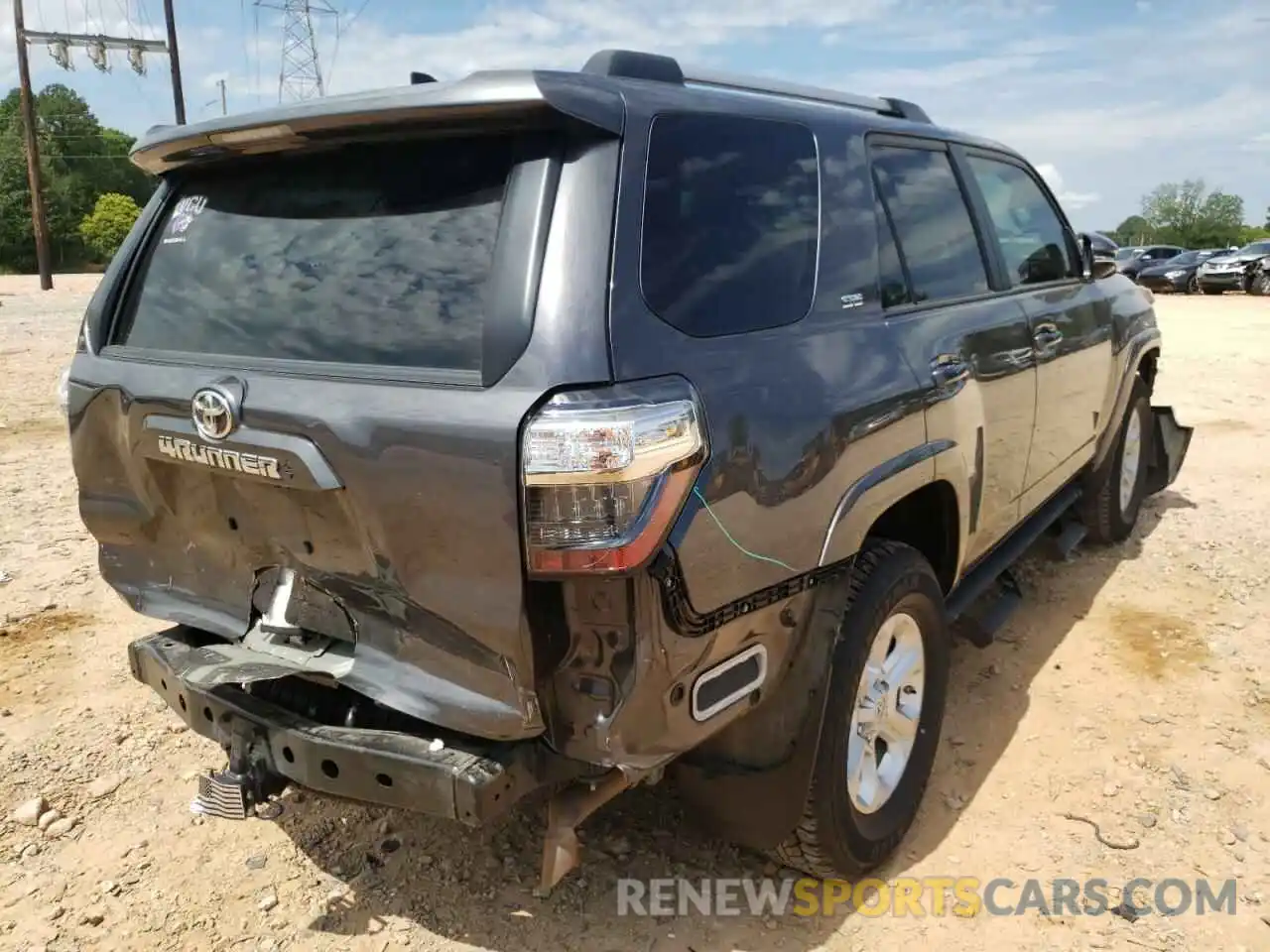 4 Photograph of a damaged car JTEBU5JR5L5786663 TOYOTA 4RUNNER 2020