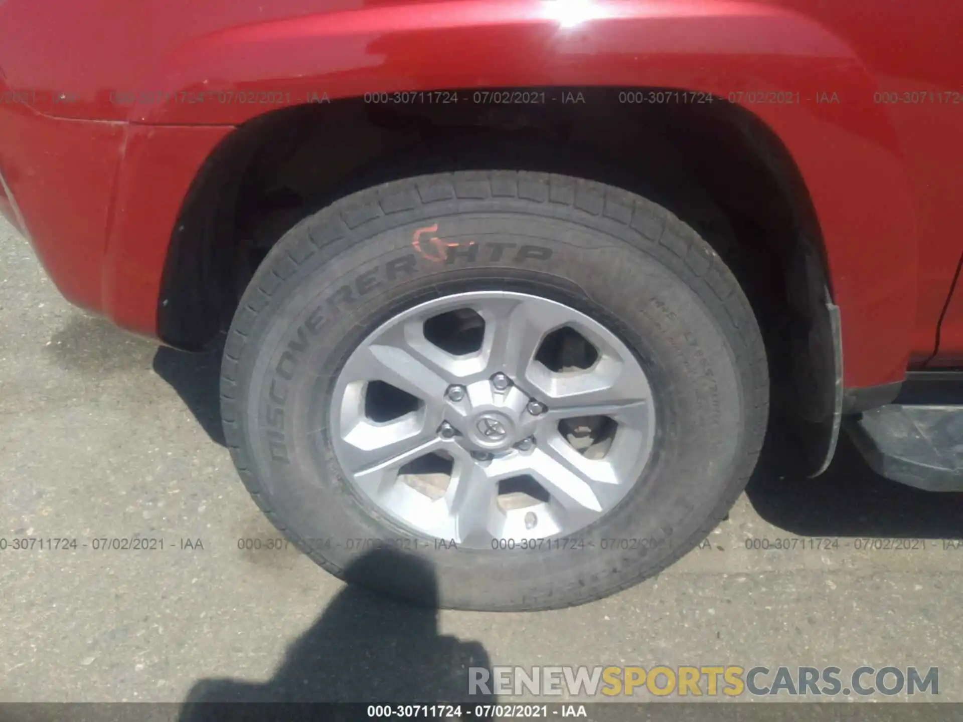 12 Photograph of a damaged car JTEBU5JR5L5789286 TOYOTA 4RUNNER 2020