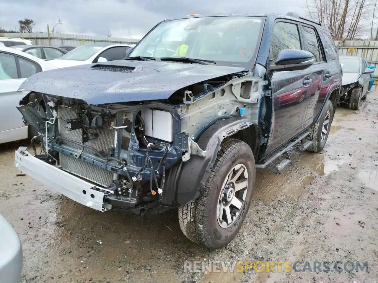 2 Photograph of a damaged car JTEBU5JR5L5790387 TOYOTA 4RUNNER 2020