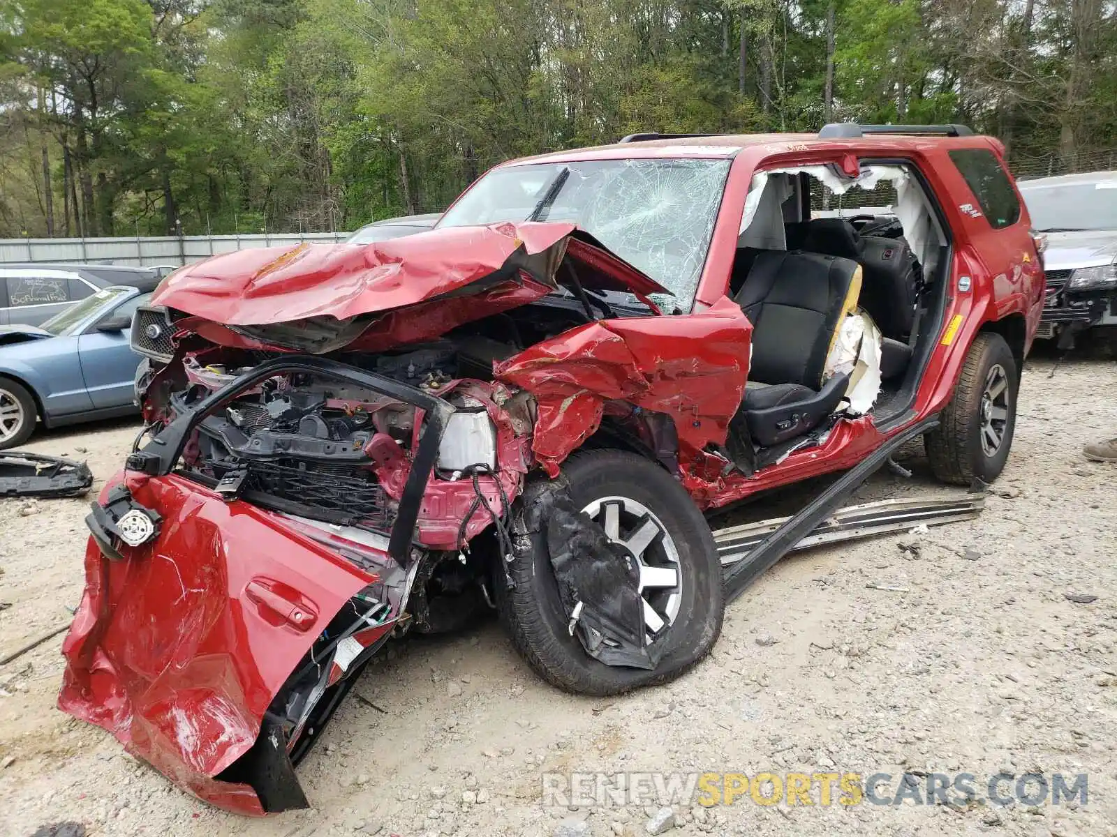 2 Photograph of a damaged car JTEBU5JR5L5791314 TOYOTA 4RUNNER 2020