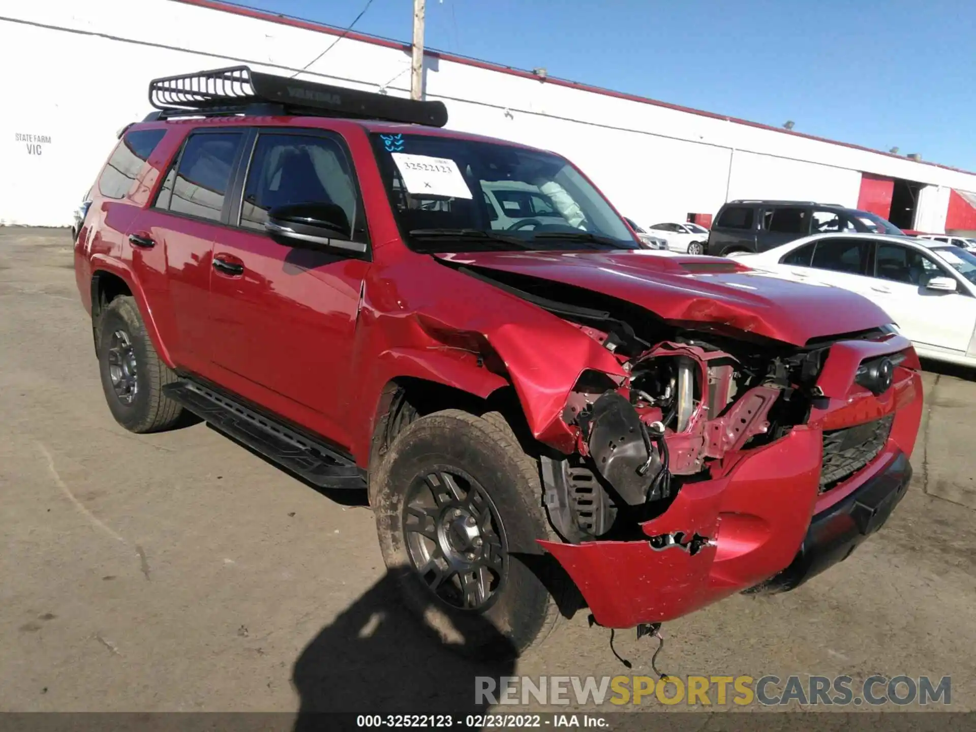 1 Photograph of a damaged car JTEBU5JR5L5797405 TOYOTA 4RUNNER 2020