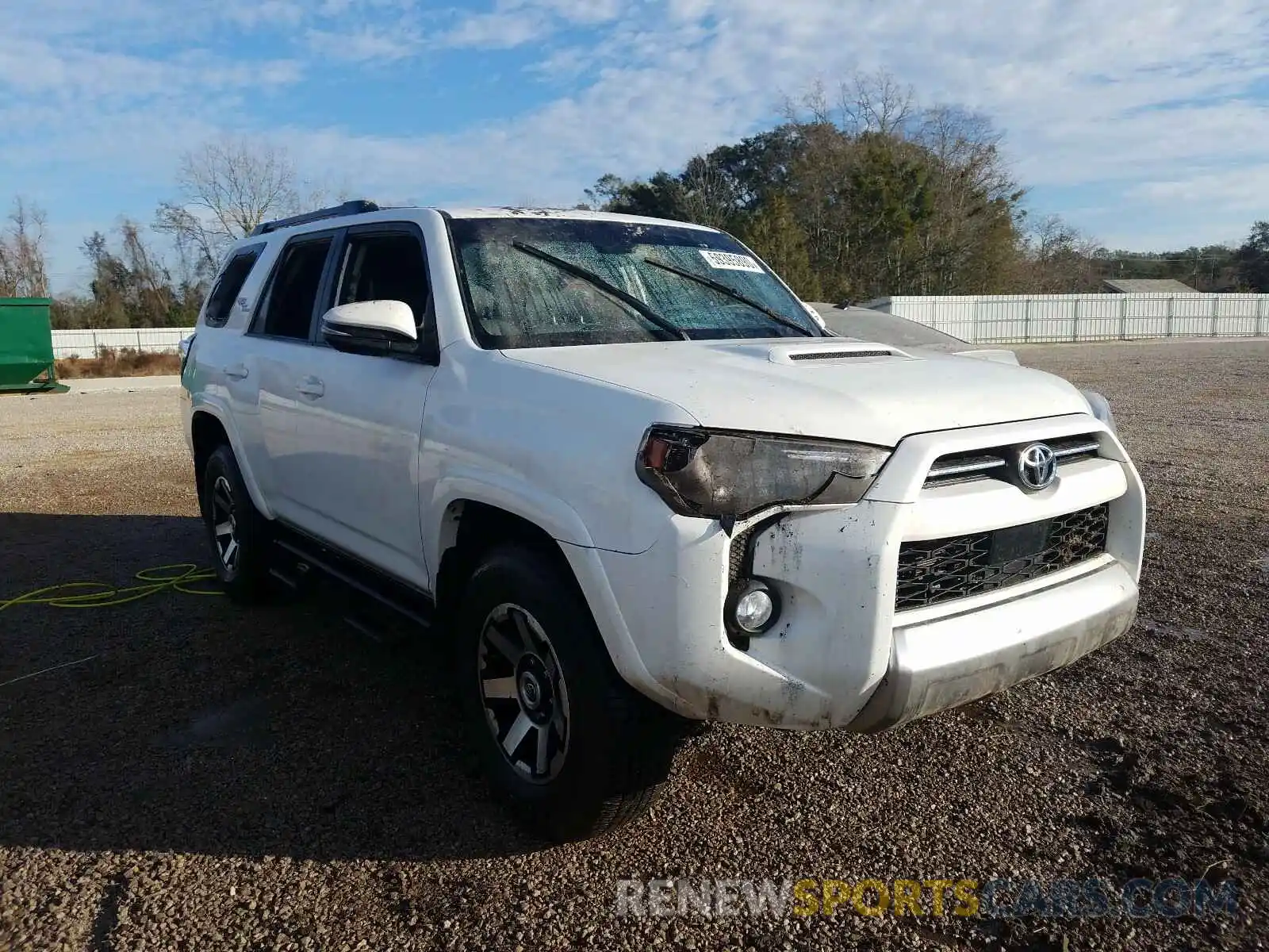 1 Photograph of a damaged car JTEBU5JR5L5799252 TOYOTA 4RUNNER 2020