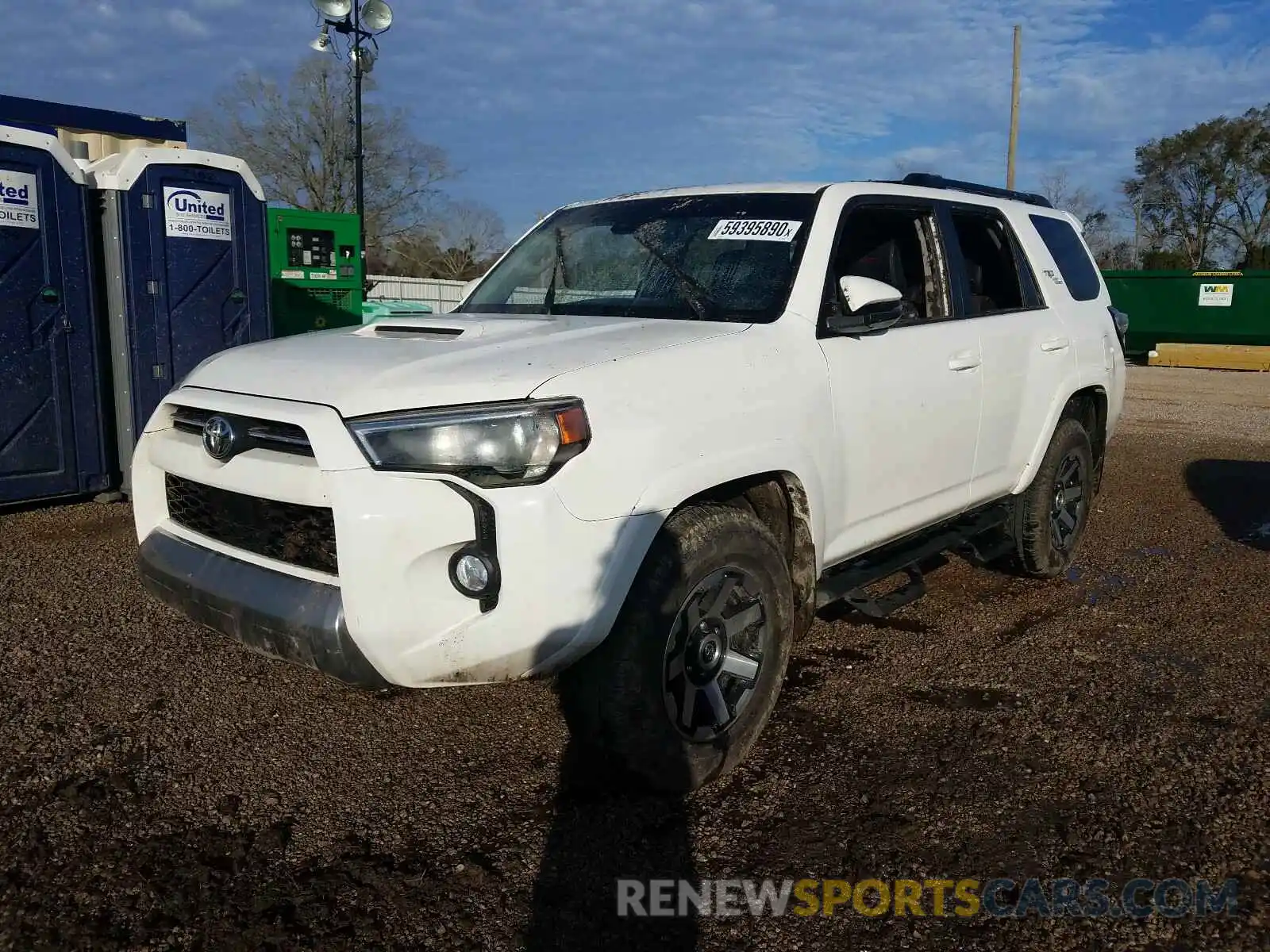 2 Фотография поврежденного автомобиля JTEBU5JR5L5799252 TOYOTA 4RUNNER 2020