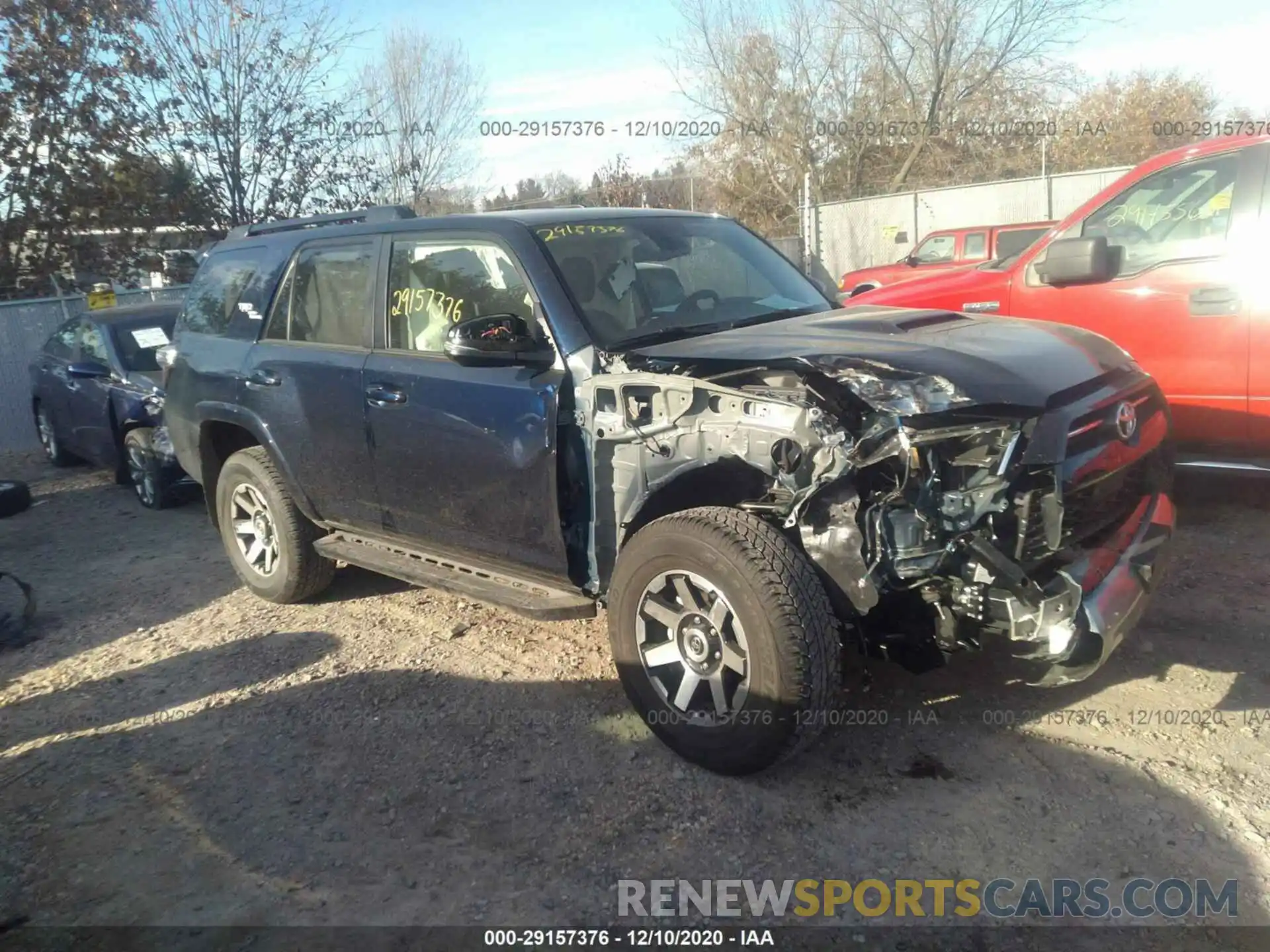 1 Photograph of a damaged car JTEBU5JR5L5807642 TOYOTA 4RUNNER 2020