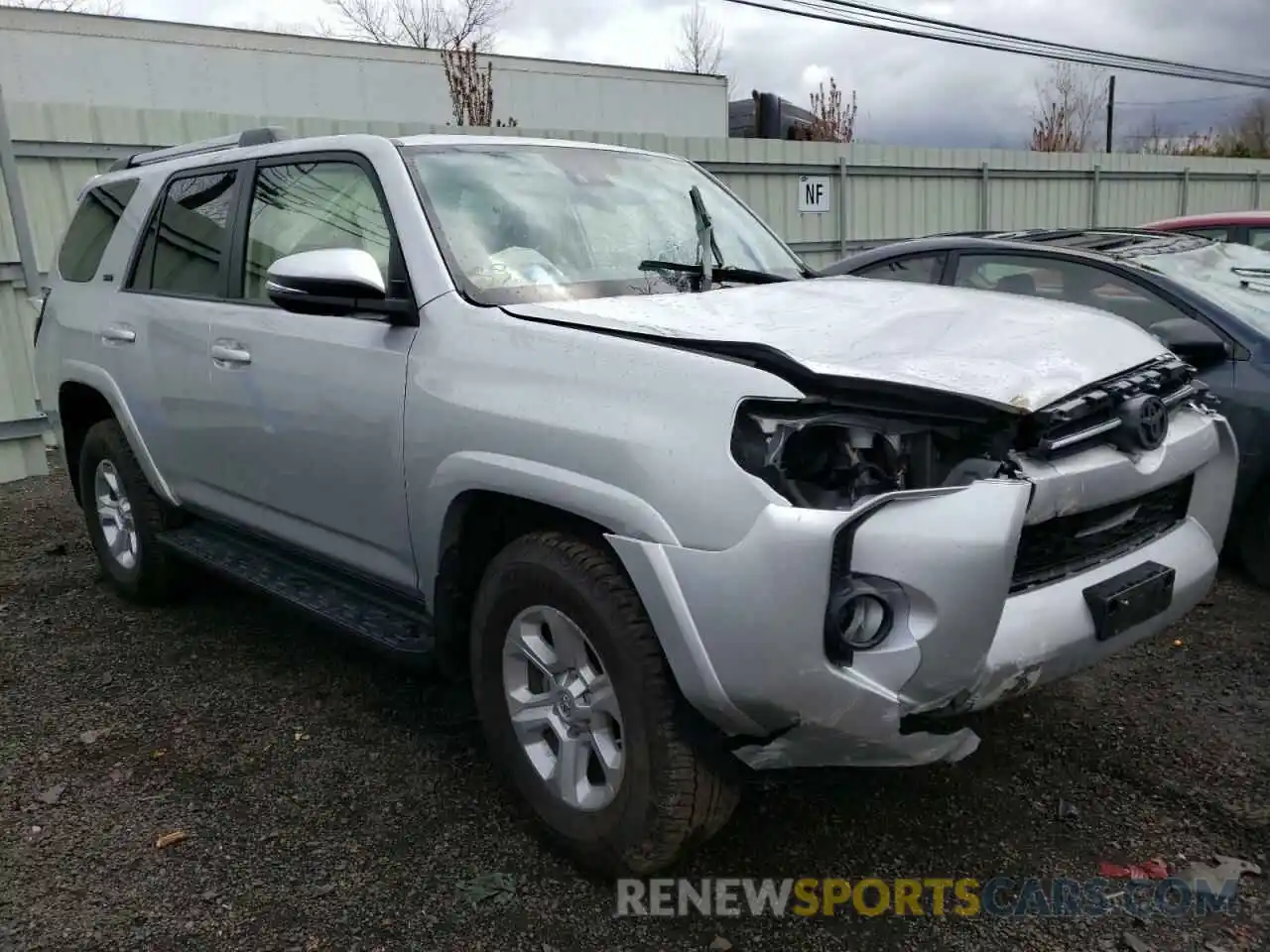 1 Photograph of a damaged car JTEBU5JR5L5813294 TOYOTA 4RUNNER 2020