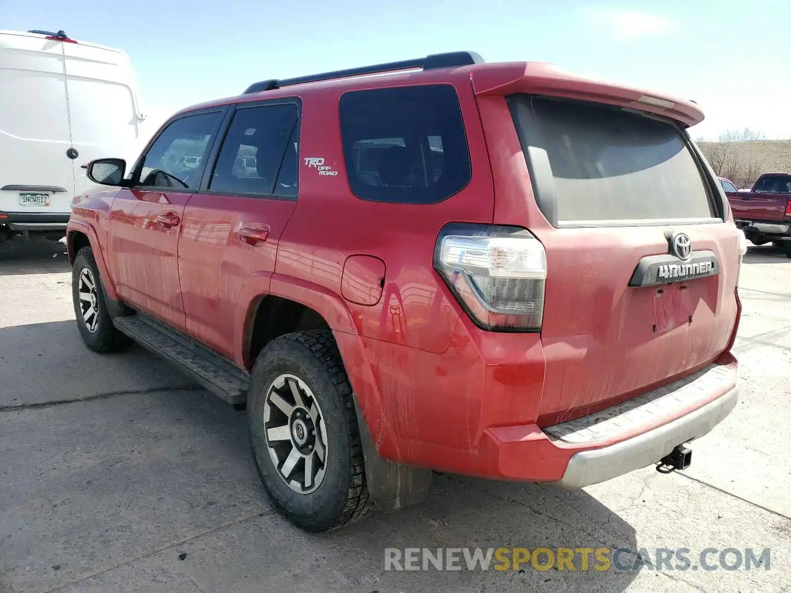 3 Photograph of a damaged car JTEBU5JR5L5814333 TOYOTA 4RUNNER 2020