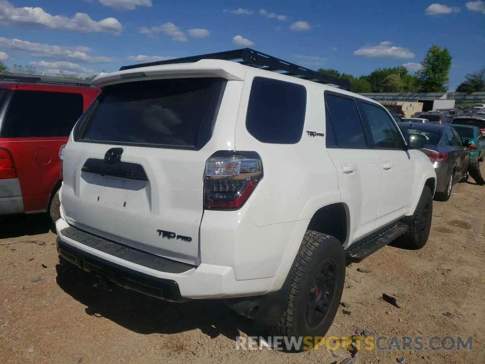 4 Photograph of a damaged car JTEBU5JR5L5816079 TOYOTA 4RUNNER 2020