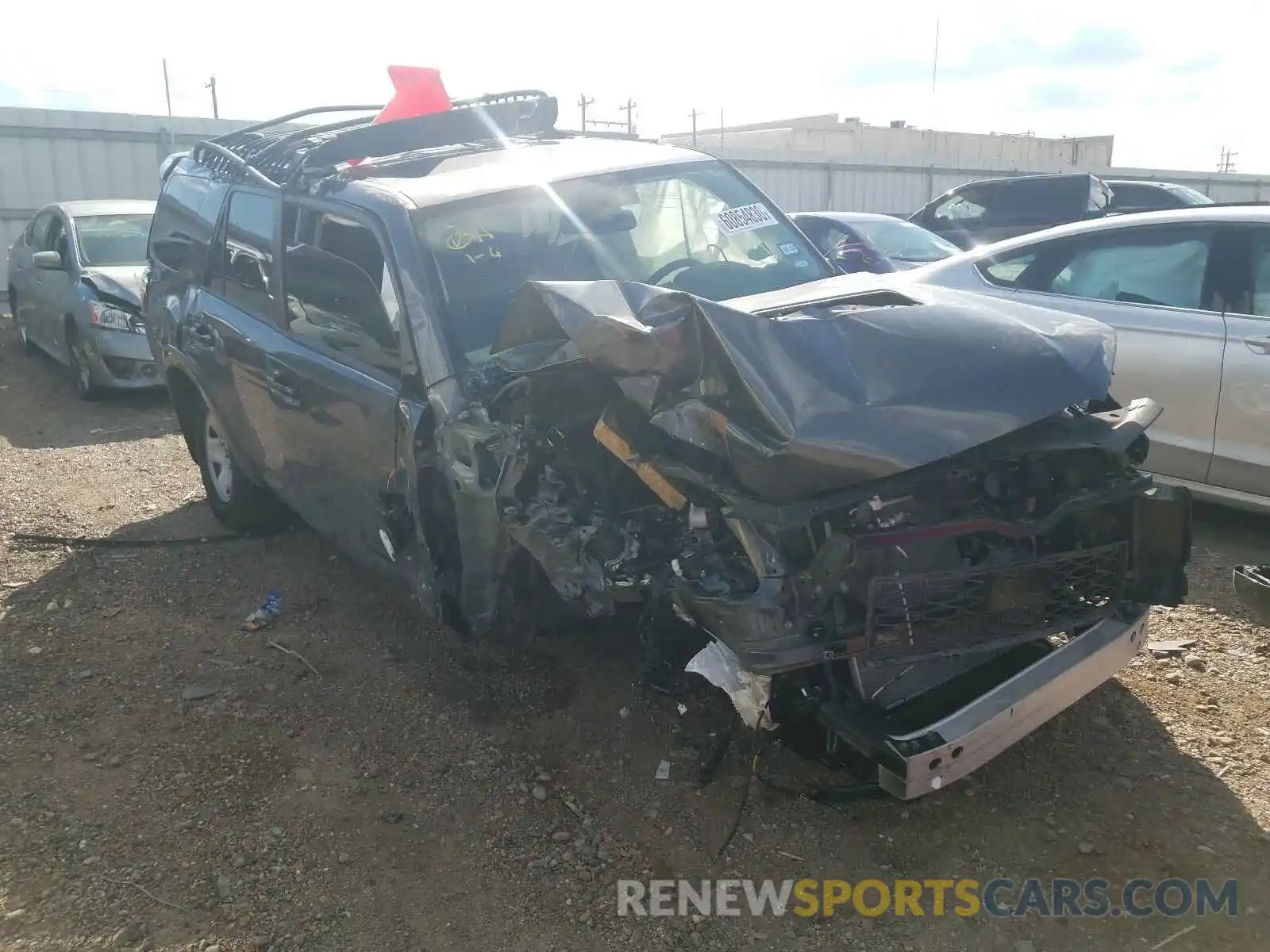 1 Photograph of a damaged car JTEBU5JR5L5816549 TOYOTA 4RUNNER 2020