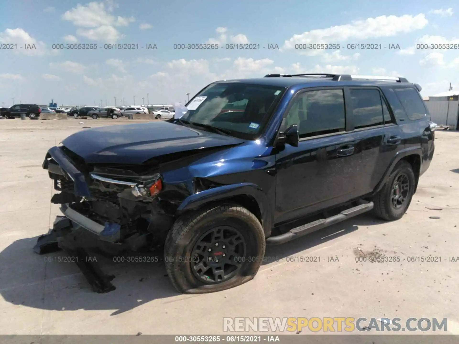 2 Photograph of a damaged car JTEBU5JR5L5826482 TOYOTA 4RUNNER 2020