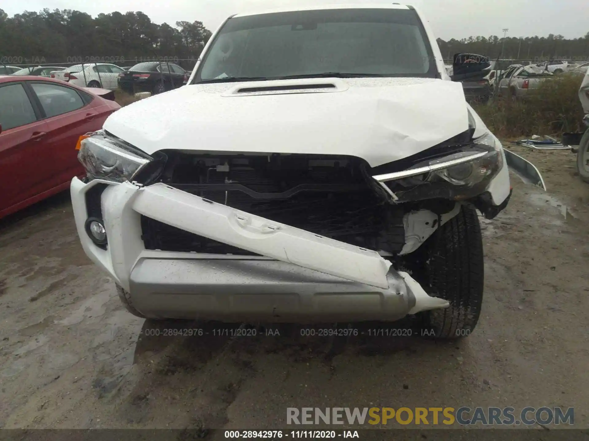 6 Photograph of a damaged car JTEBU5JR5L5828202 TOYOTA 4RUNNER 2020