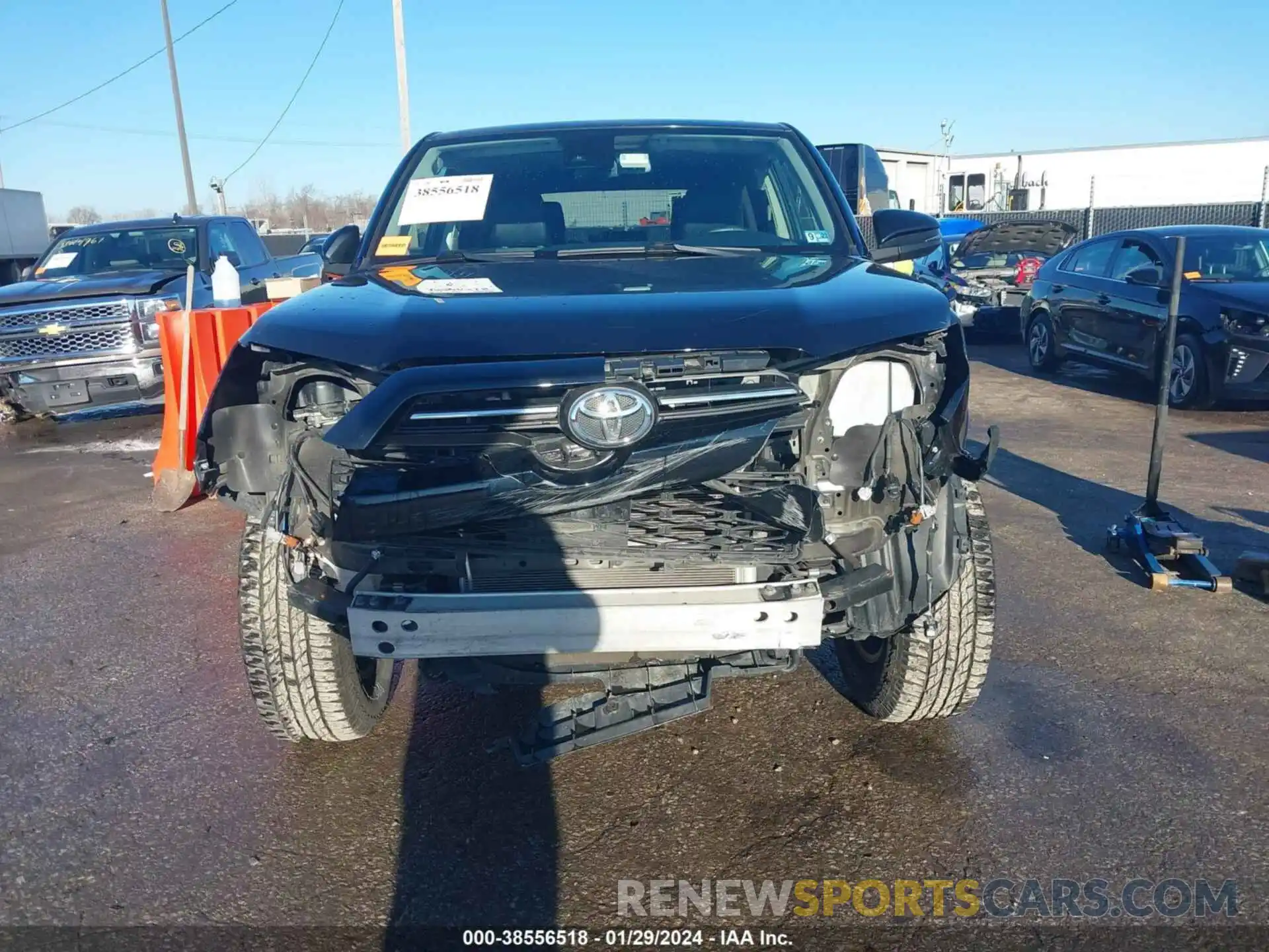 6 Photograph of a damaged car JTEBU5JR5L5833996 TOYOTA 4RUNNER 2020