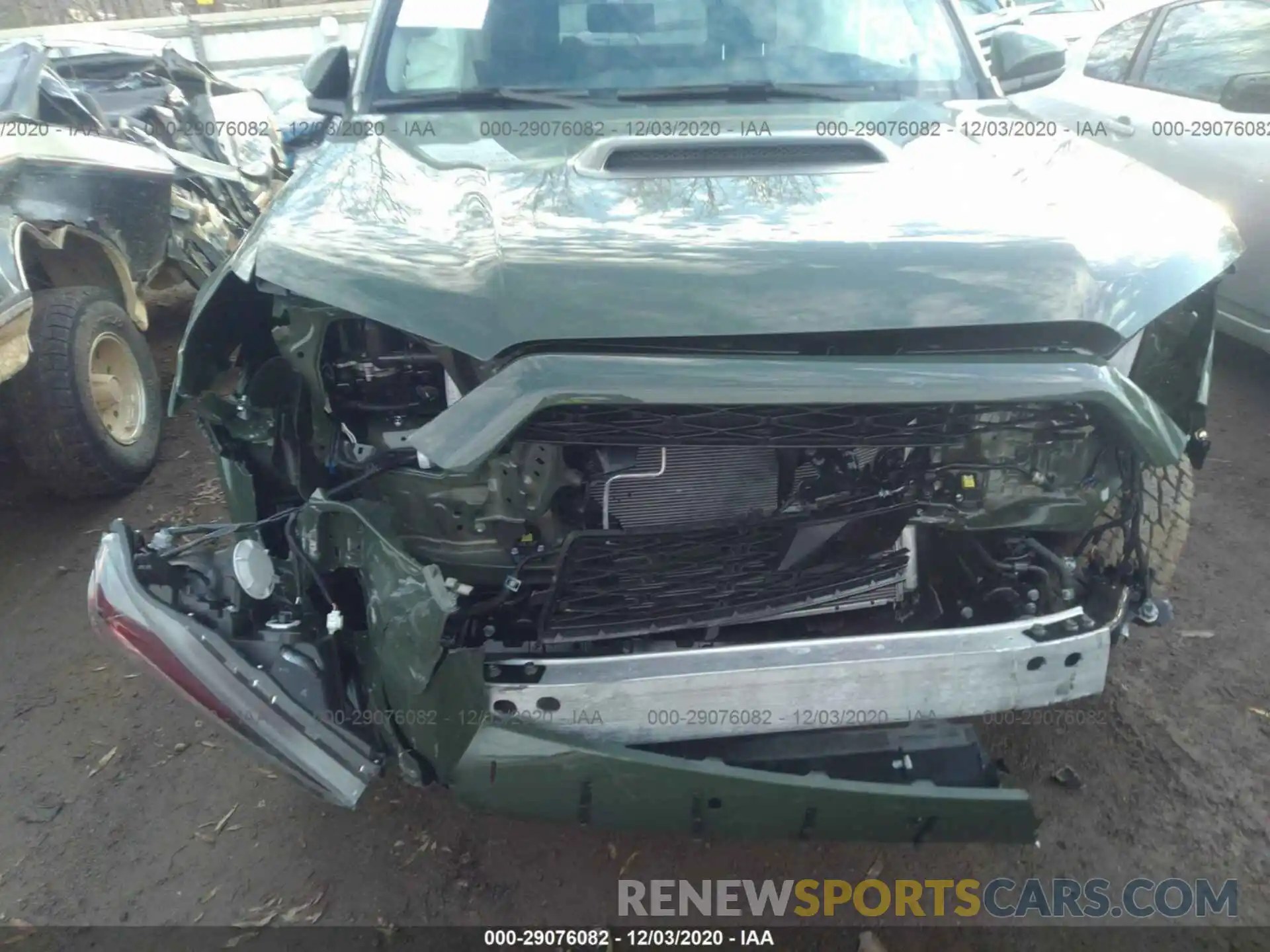 6 Photograph of a damaged car JTEBU5JR5L5836266 TOYOTA 4RUNNER 2020