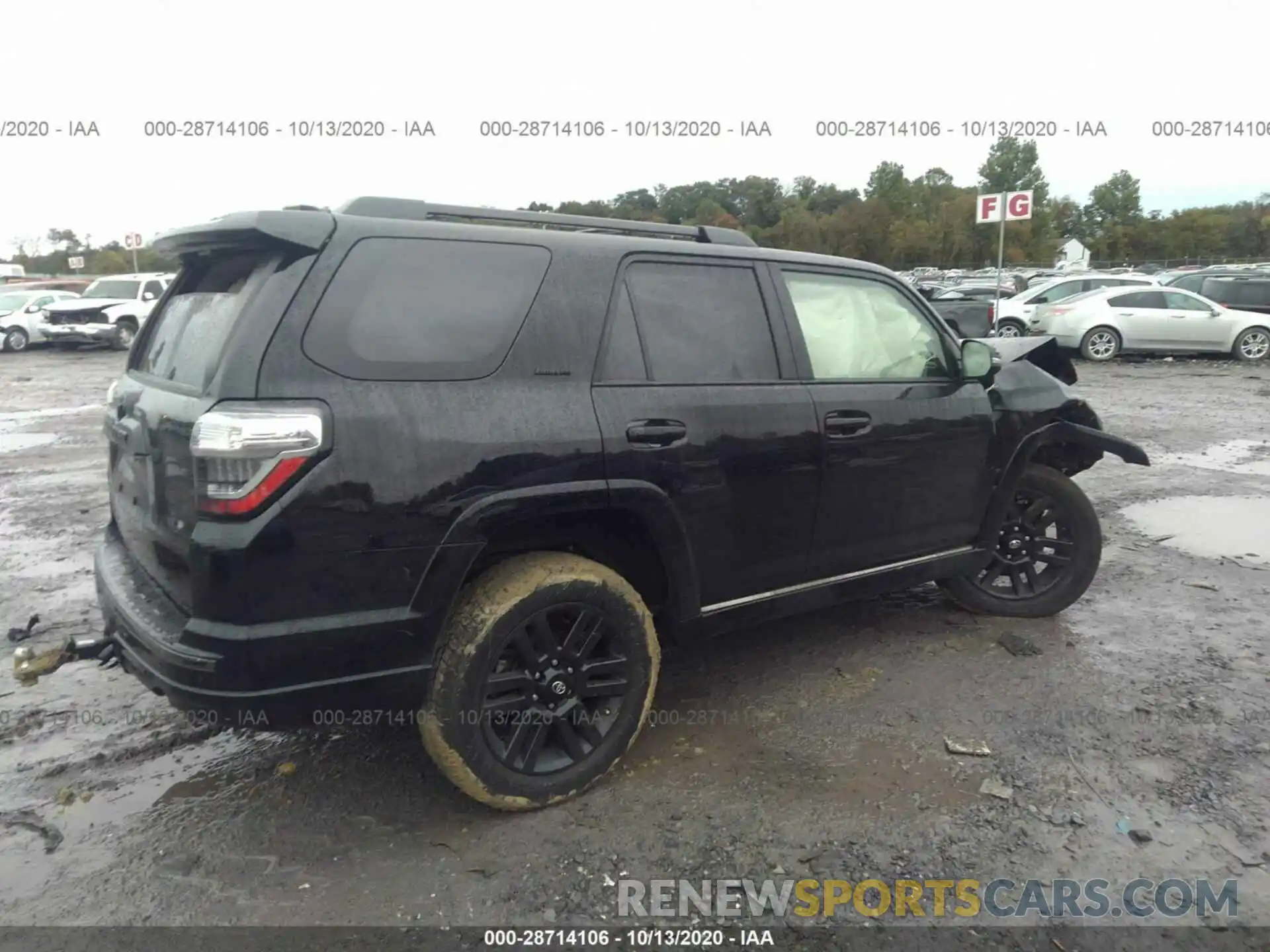 4 Photograph of a damaged car JTEBU5JR6L5739772 TOYOTA 4RUNNER 2020