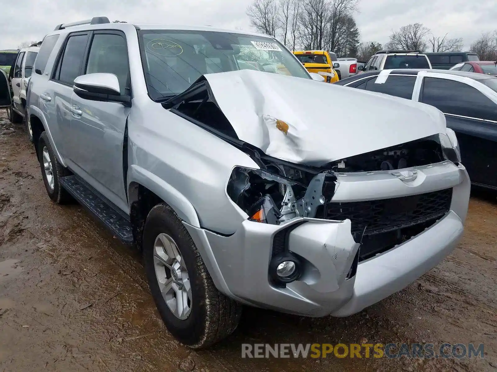 1 Photograph of a damaged car JTEBU5JR6L5740176 TOYOTA 4RUNNER 2020