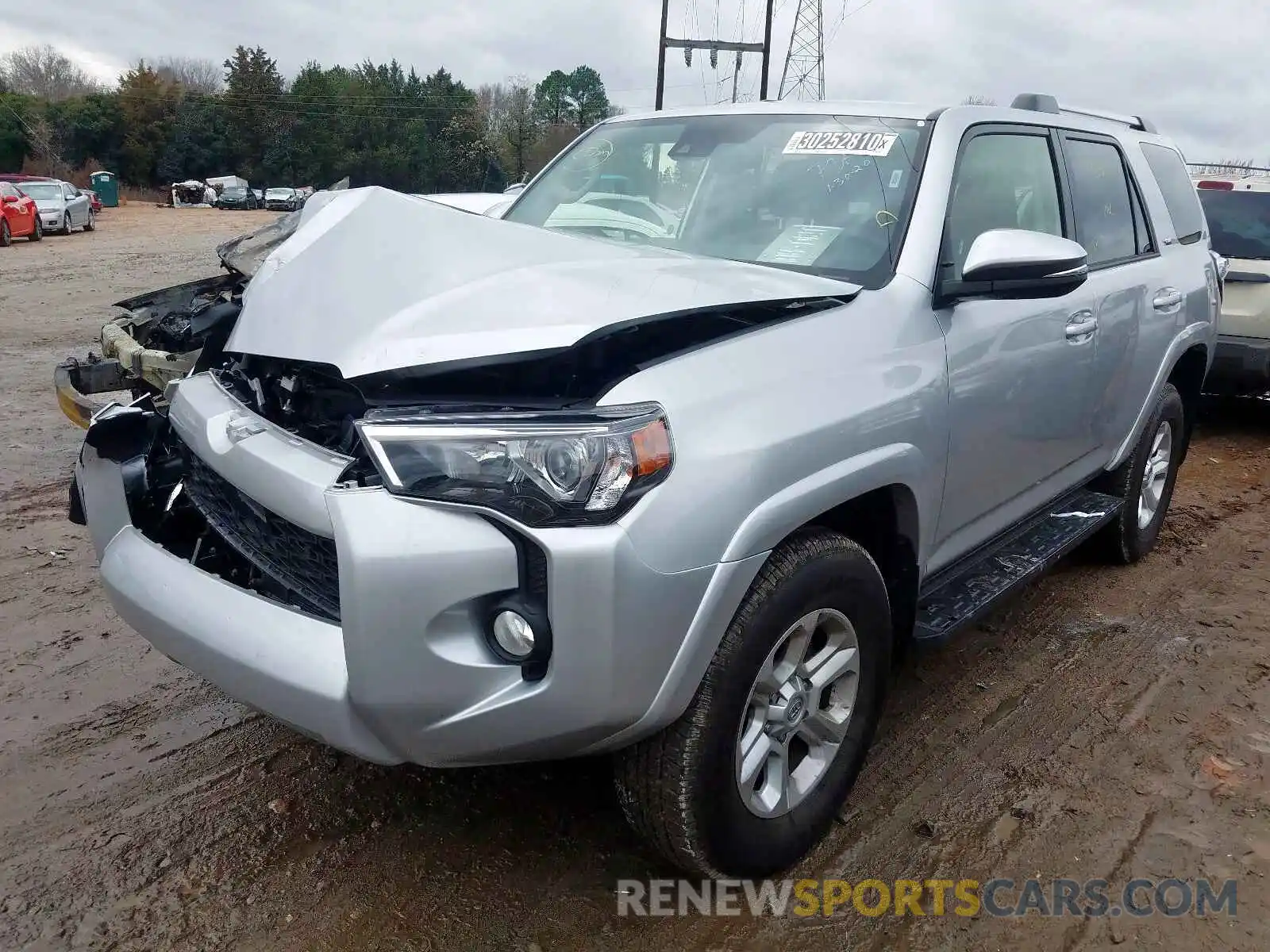 2 Photograph of a damaged car JTEBU5JR6L5740176 TOYOTA 4RUNNER 2020