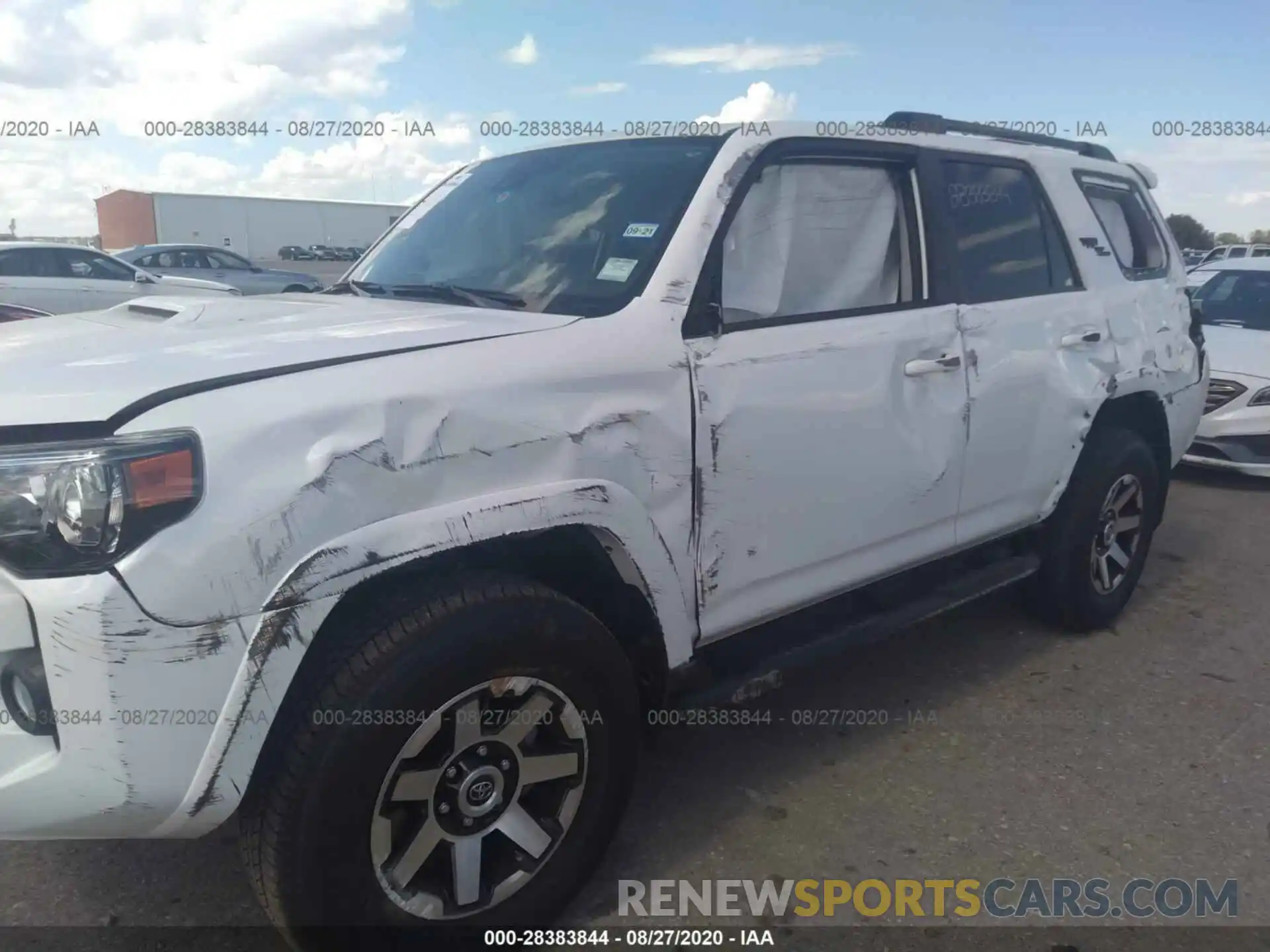 6 Photograph of a damaged car JTEBU5JR6L5740923 TOYOTA 4RUNNER 2020