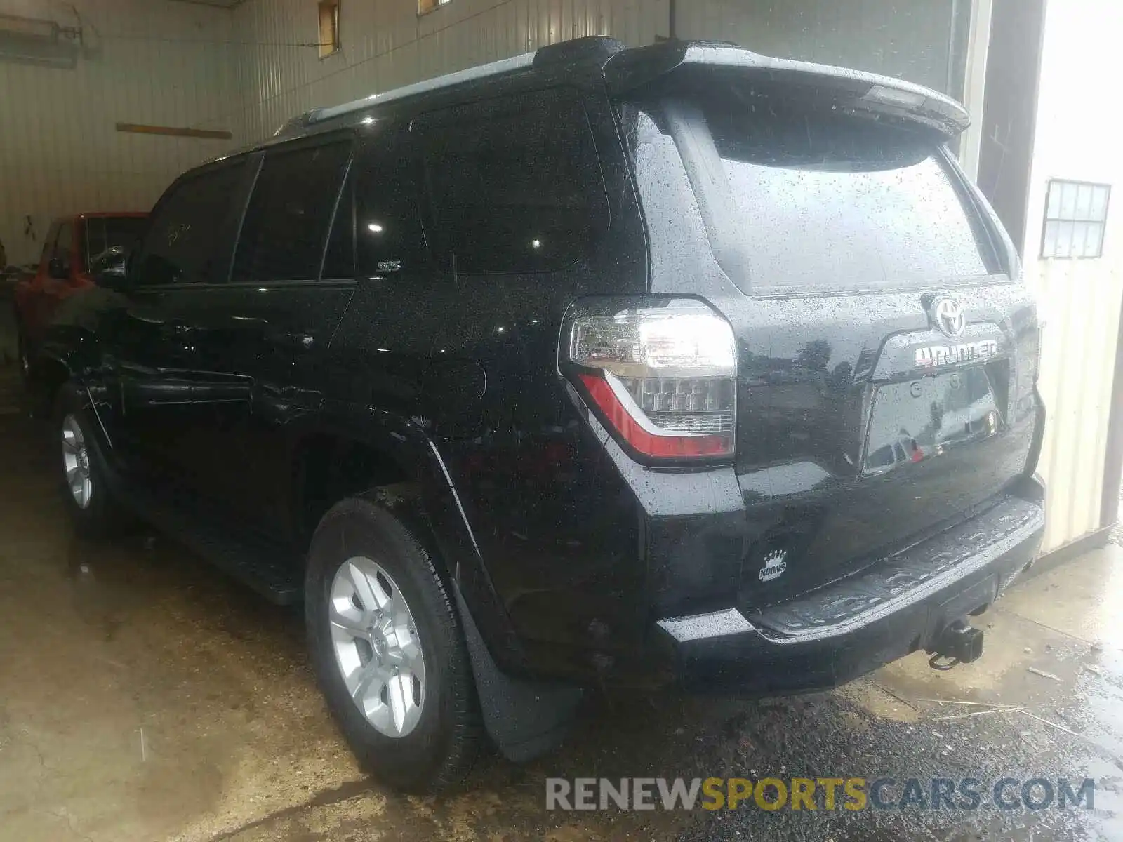 3 Photograph of a damaged car JTEBU5JR6L5742154 TOYOTA 4RUNNER 2020