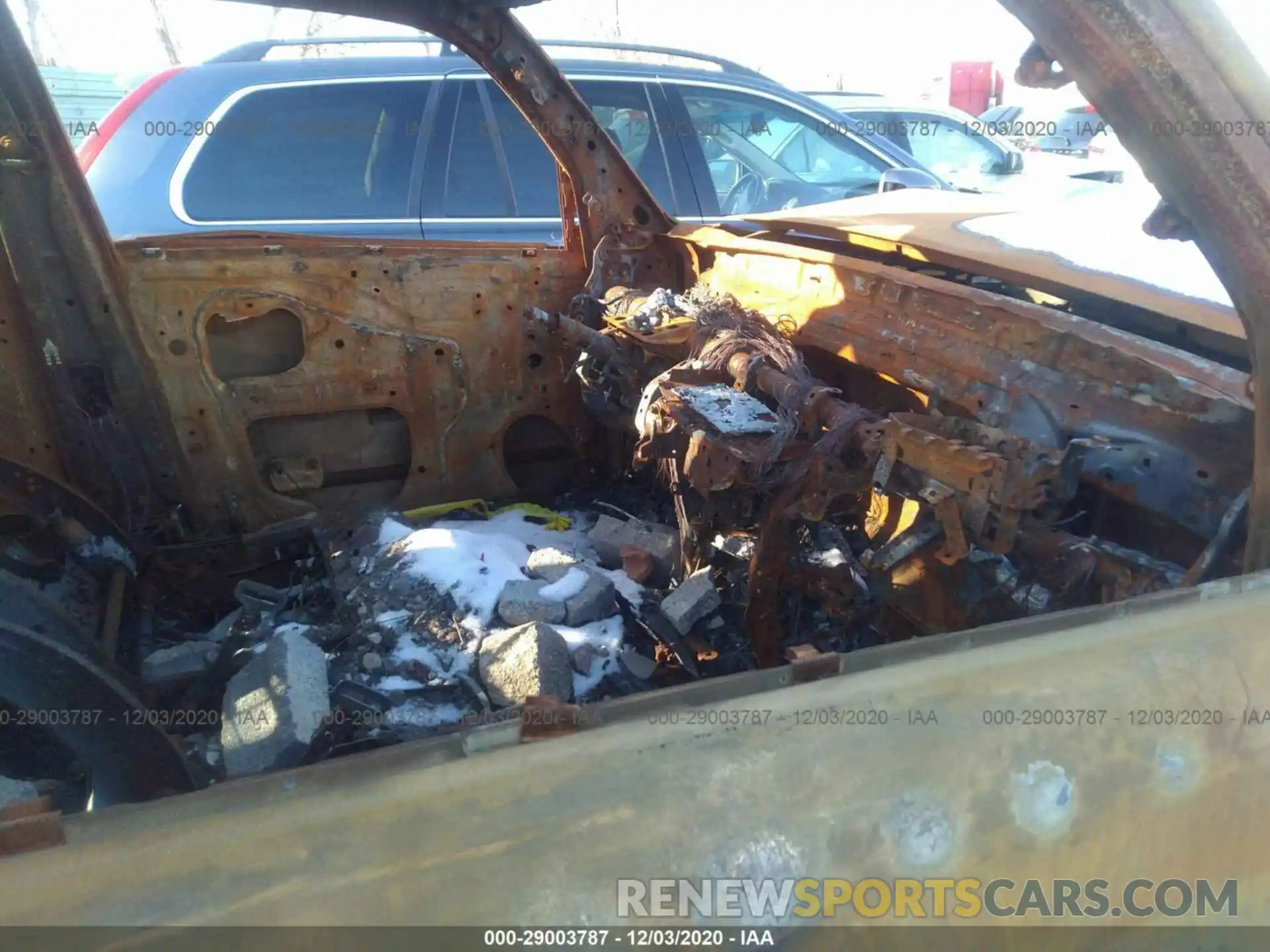 5 Photograph of a damaged car JTEBU5JR6L5745524 TOYOTA 4RUNNER 2020