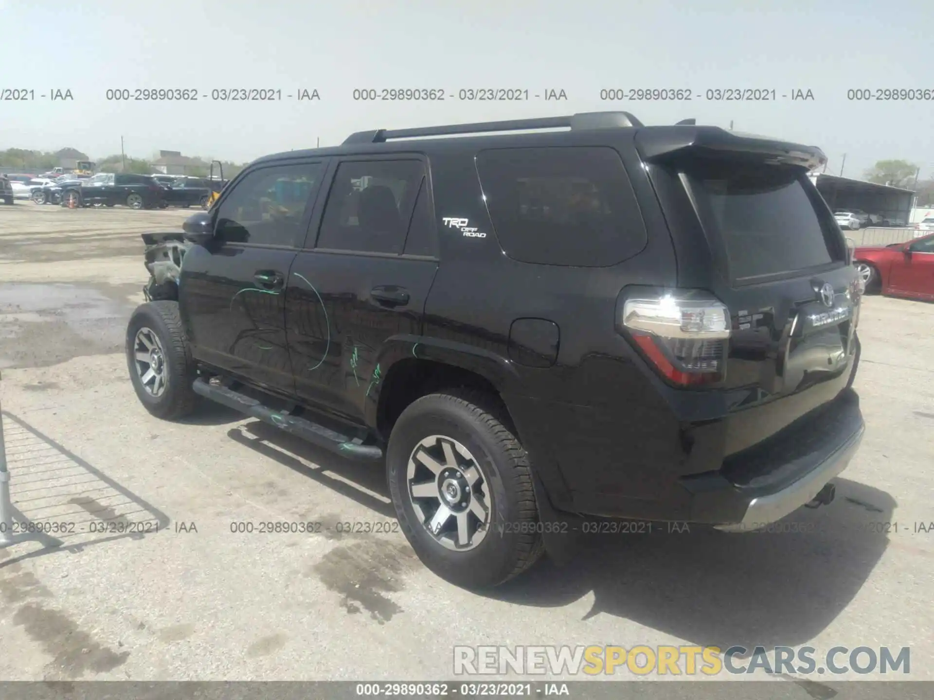 3 Photograph of a damaged car JTEBU5JR6L5750528 TOYOTA 4RUNNER 2020