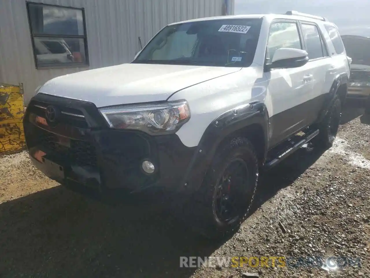 2 Photograph of a damaged car JTEBU5JR6L5751016 TOYOTA 4RUNNER 2020