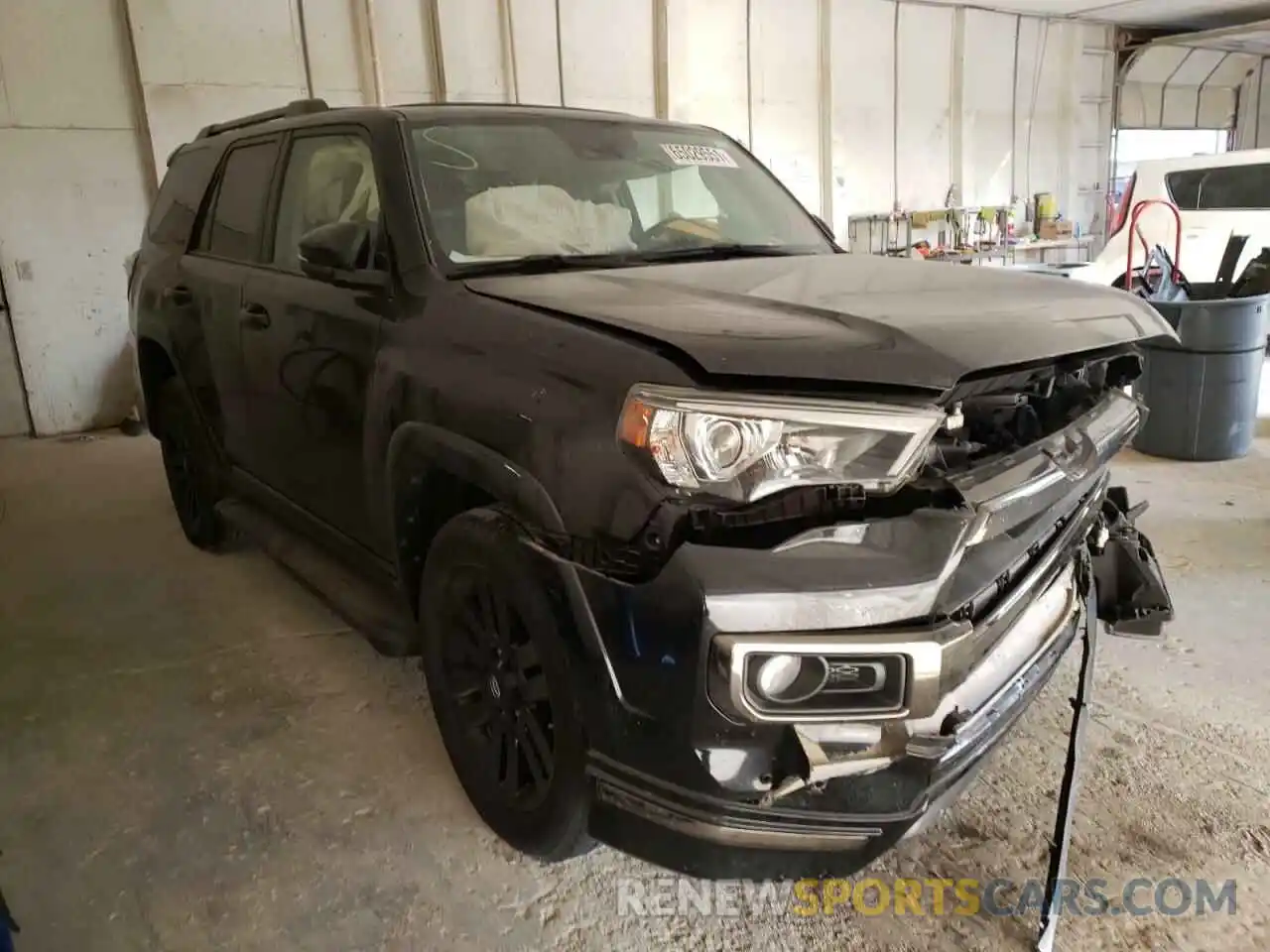 1 Photograph of a damaged car JTEBU5JR6L5757382 TOYOTA 4RUNNER 2020