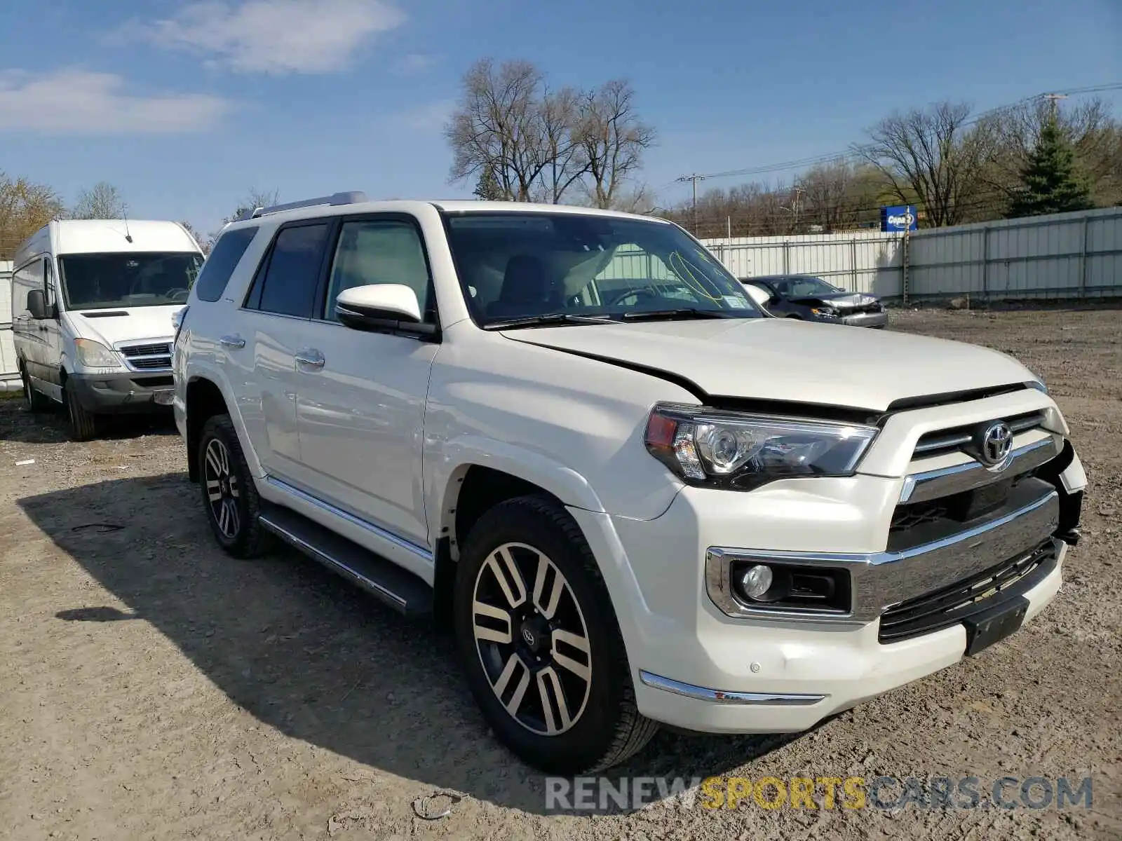 1 Photograph of a damaged car JTEBU5JR6L5759598 TOYOTA 4RUNNER 2020