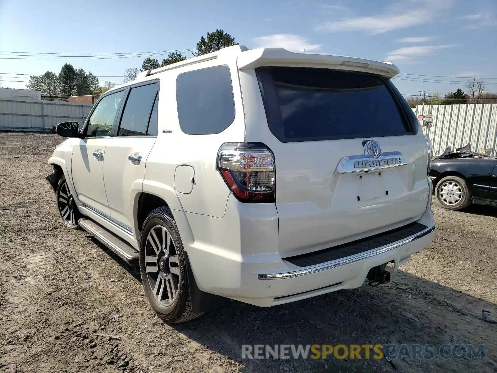 3 Photograph of a damaged car JTEBU5JR6L5759598 TOYOTA 4RUNNER 2020