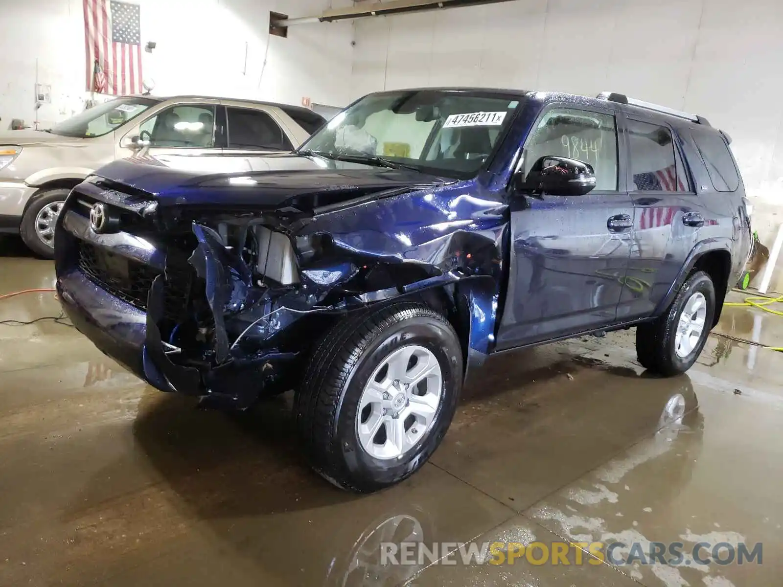 2 Photograph of a damaged car JTEBU5JR6L5762999 TOYOTA 4RUNNER 2020