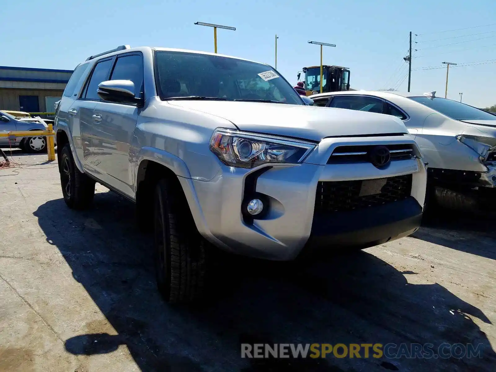 1 Photograph of a damaged car JTEBU5JR6L5766809 TOYOTA 4RUNNER 2020