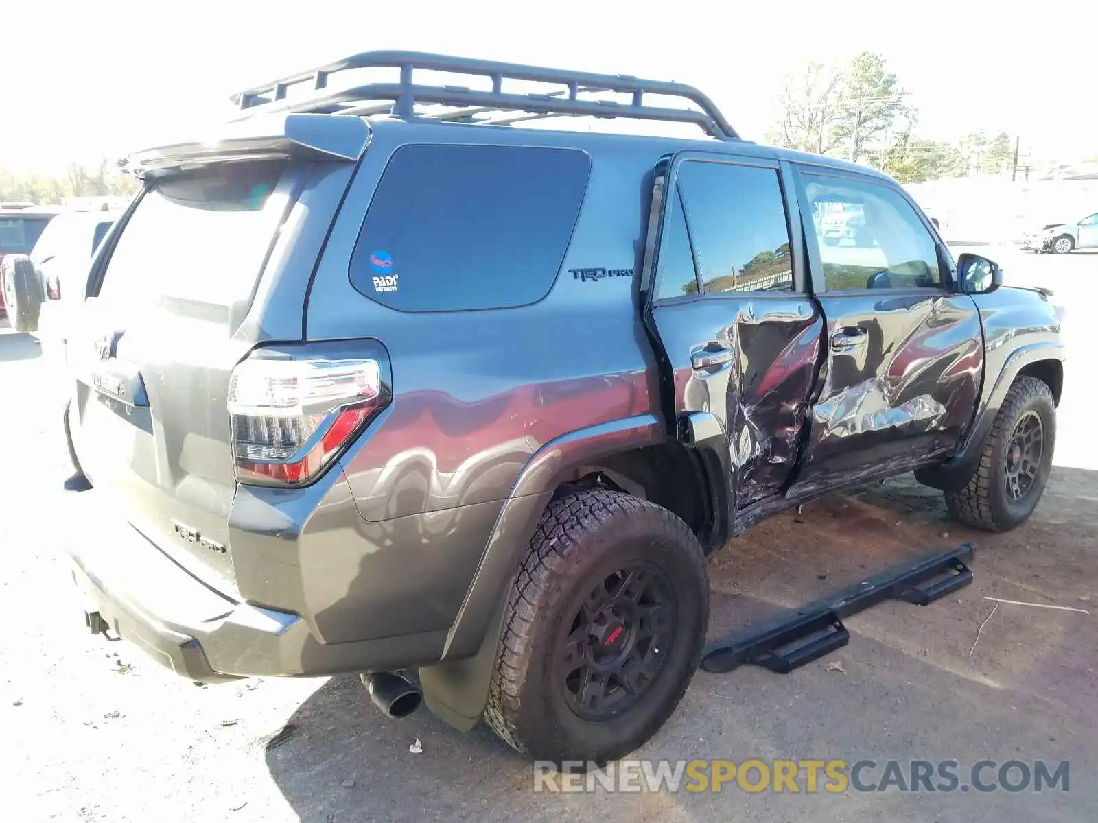 9 Photograph of a damaged car JTEBU5JR6L5767183 TOYOTA 4RUNNER 2020