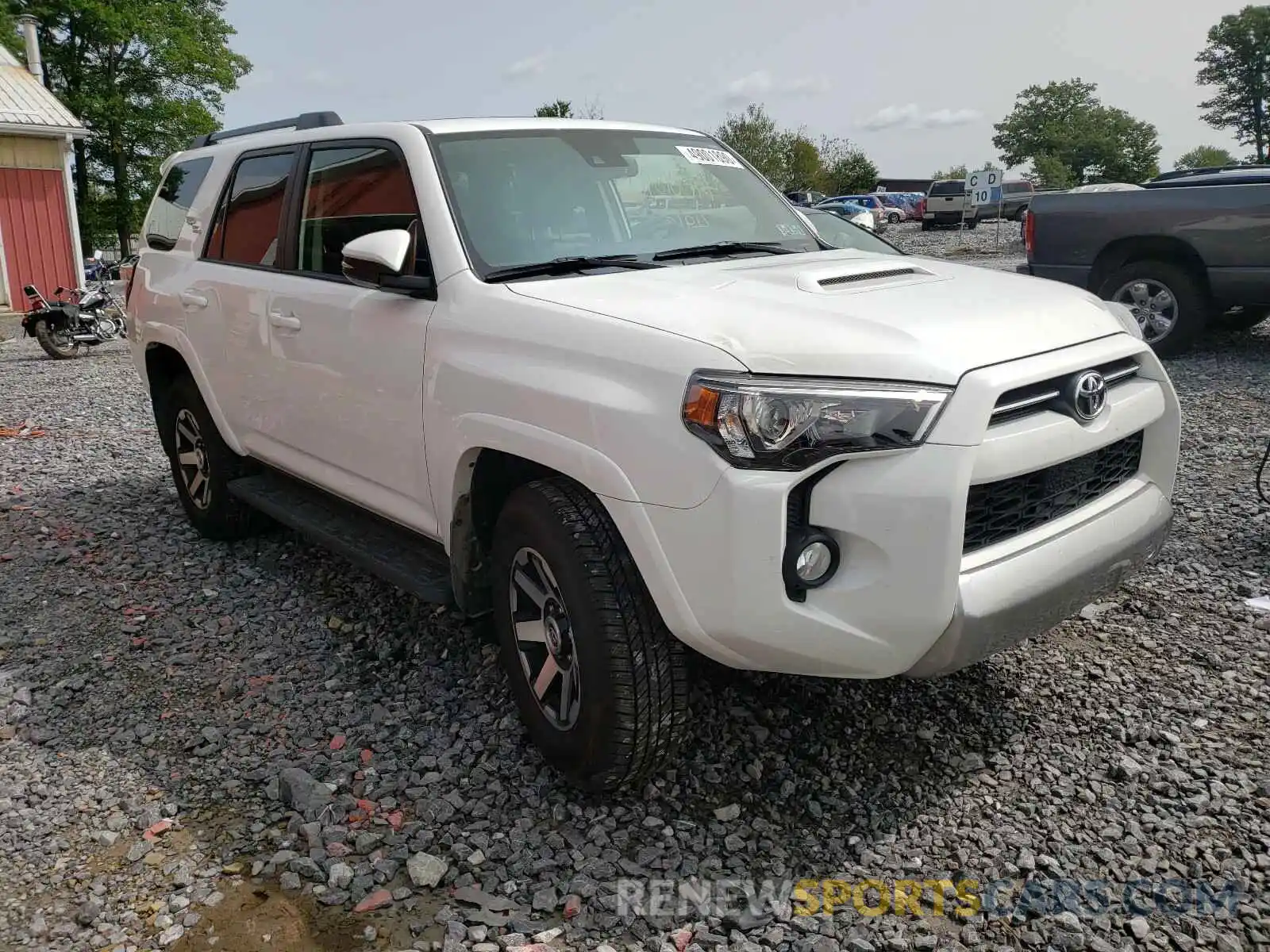 1 Photograph of a damaged car JTEBU5JR6L5768740 TOYOTA 4RUNNER 2020