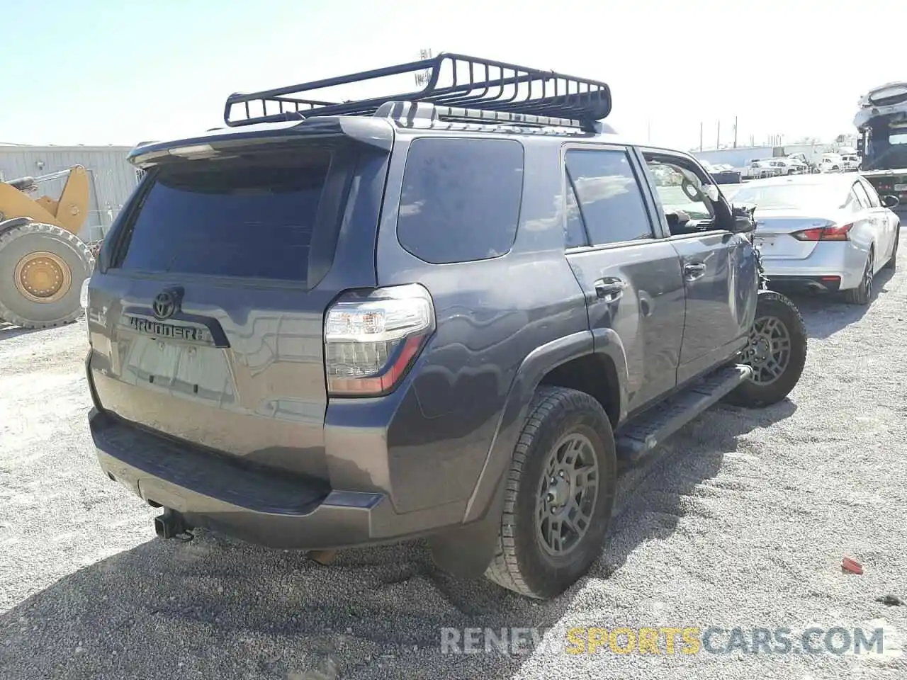 4 Фотография поврежденного автомобиля JTEBU5JR6L5769130 TOYOTA 4RUNNER 2020